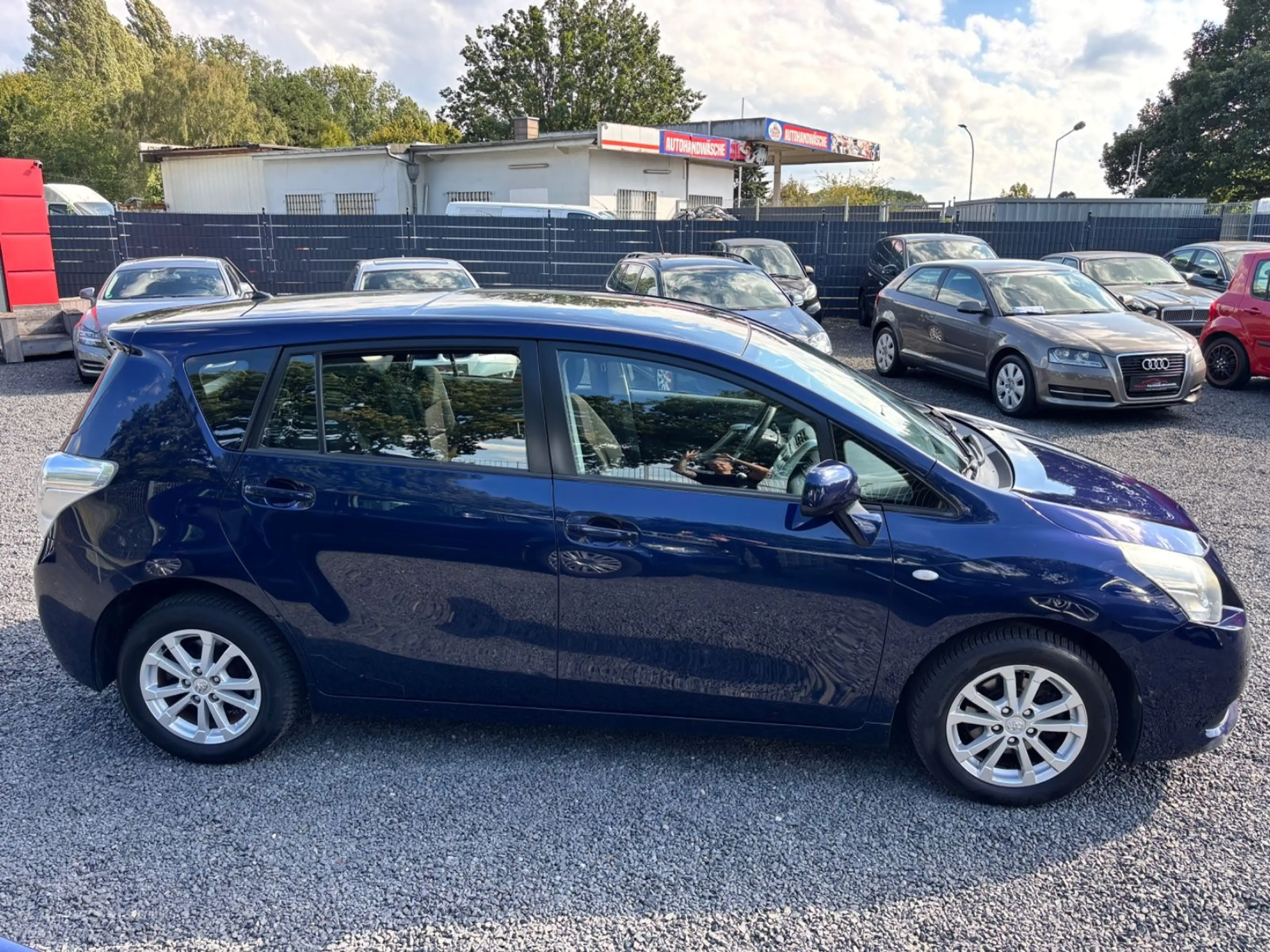 Toyota Verso Edition — photo 4