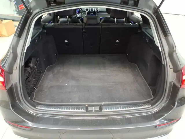 Mercedes-Benz C-Class view 15