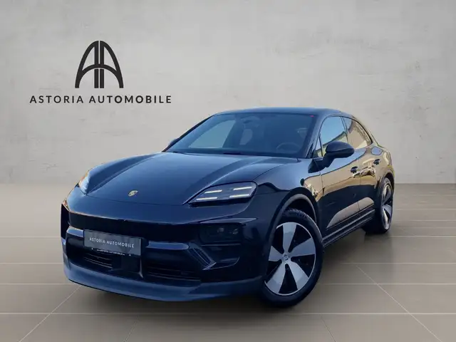 Porsche Macan 4 SurroundView ACC Bose CarPlay SportSound