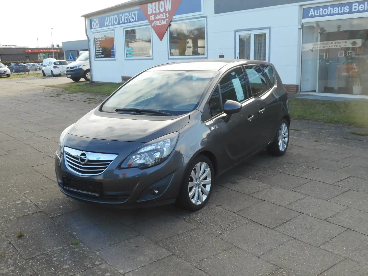 Opel Meriva Meriva 1.4 Innovation Grau - 2