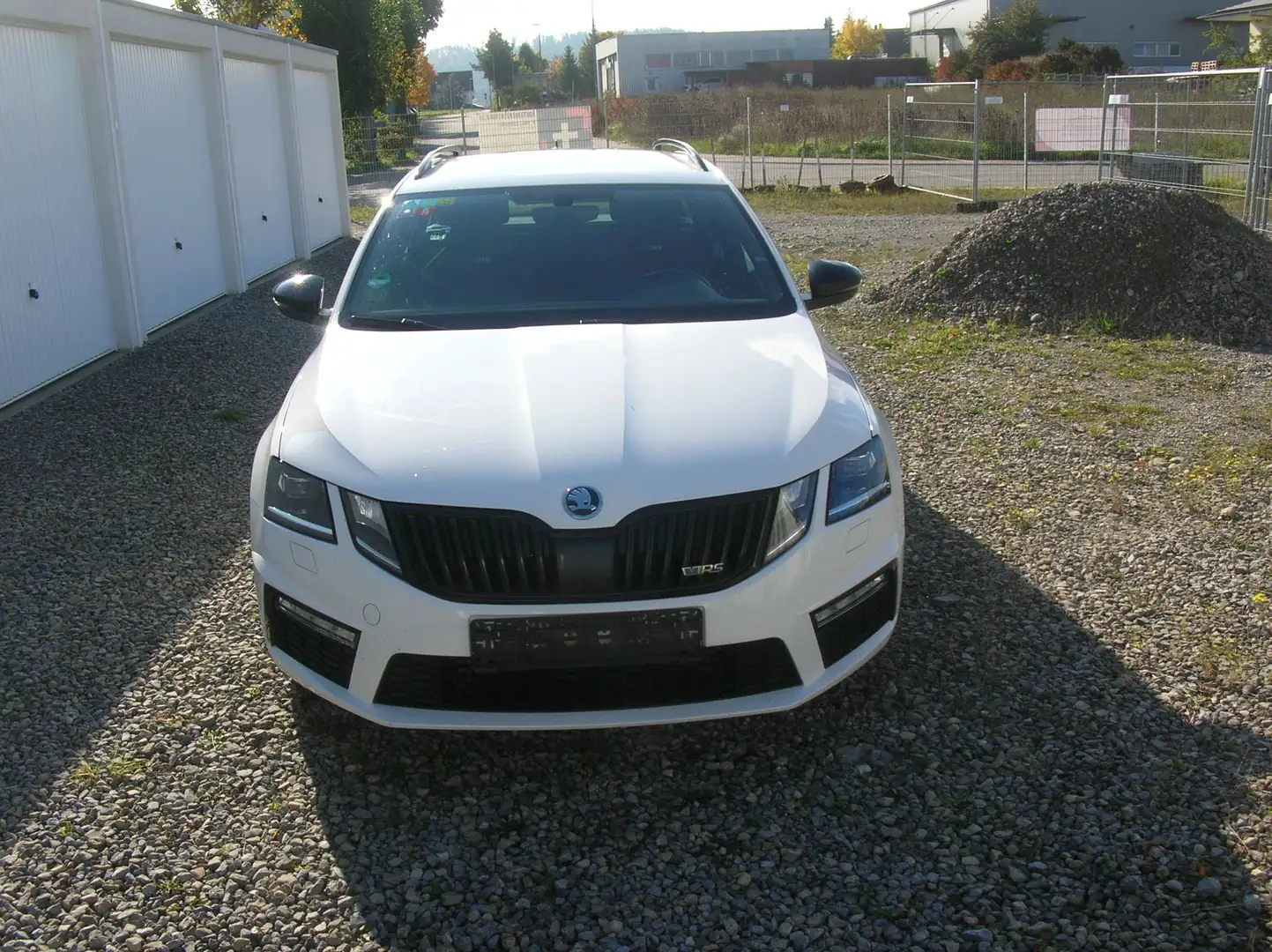 Skoda Octavia 2.0 TDI RS 135kW - Navi - AHK - PDC Weiß - 2