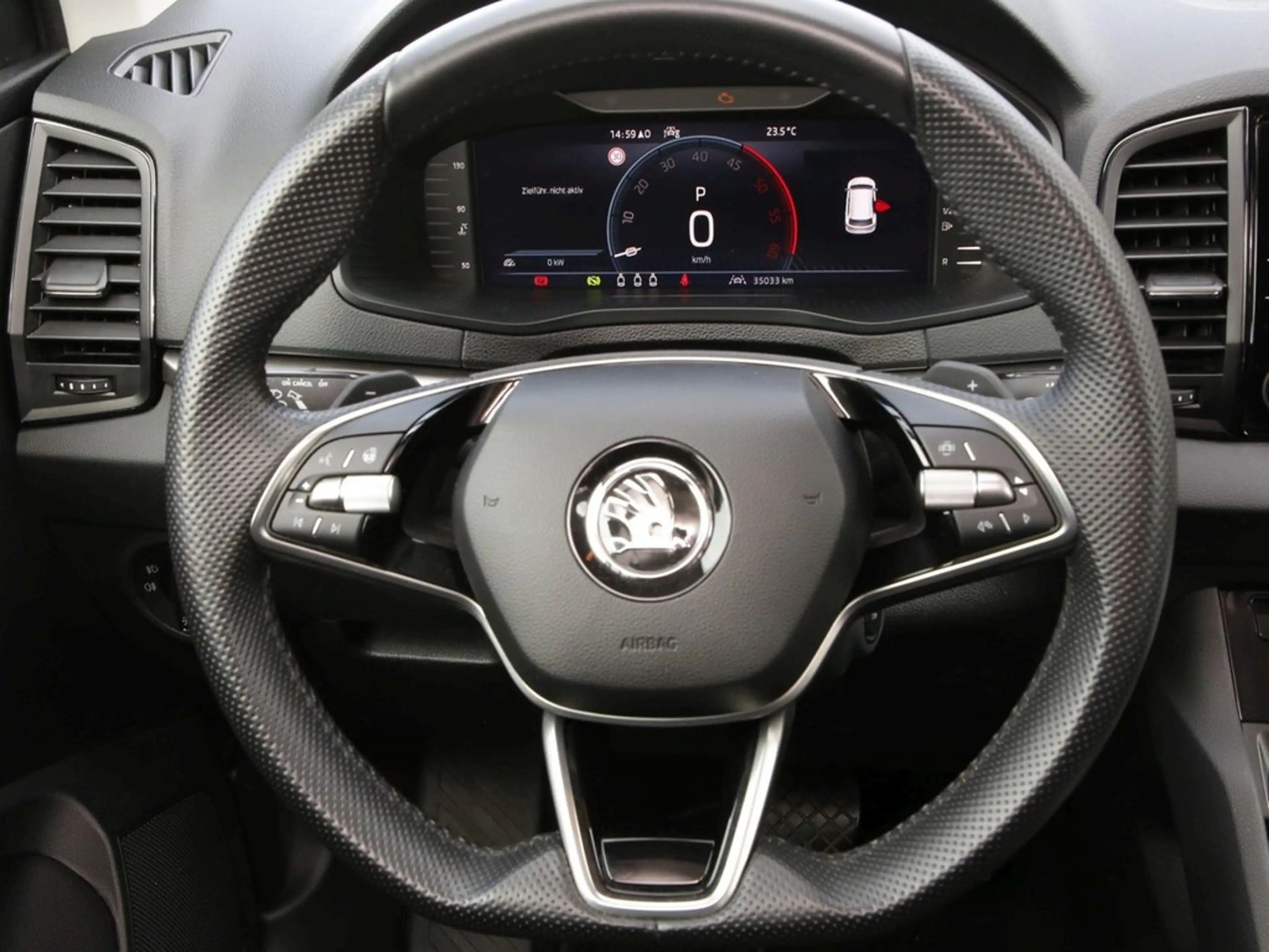 Skoda Karoq 2.0 TDI DSG Drive 4x4 17" ACC Navi SHZ LED — photo 15