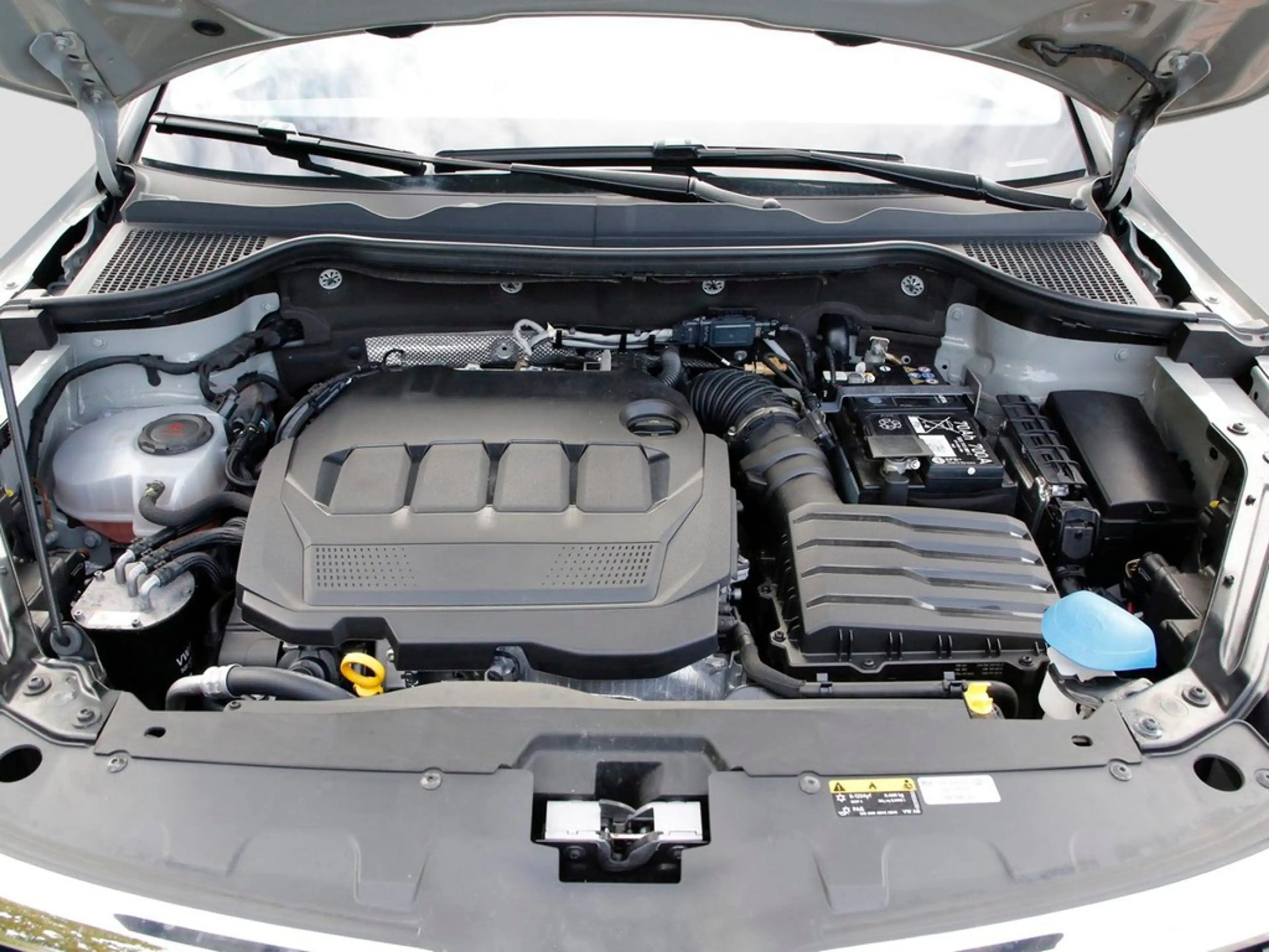 Skoda Karoq 2.0 TDI DSG Drive 4x4 17" ACC Navi SHZ LED — photo 7