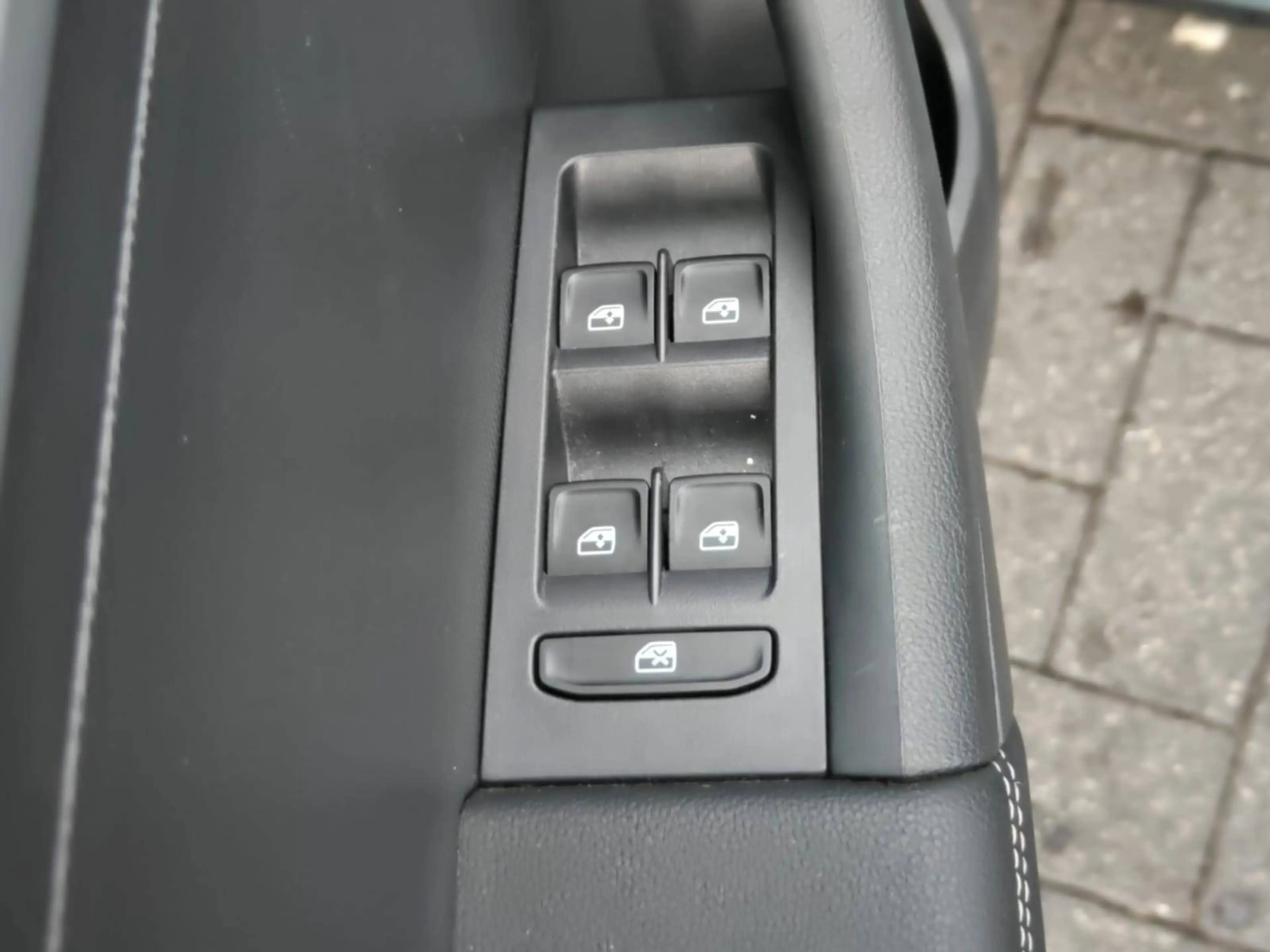 Skoda Rapid/Spaceback 9.000km!!/zetelverwarming/cruise controle/navigatie — photo 5