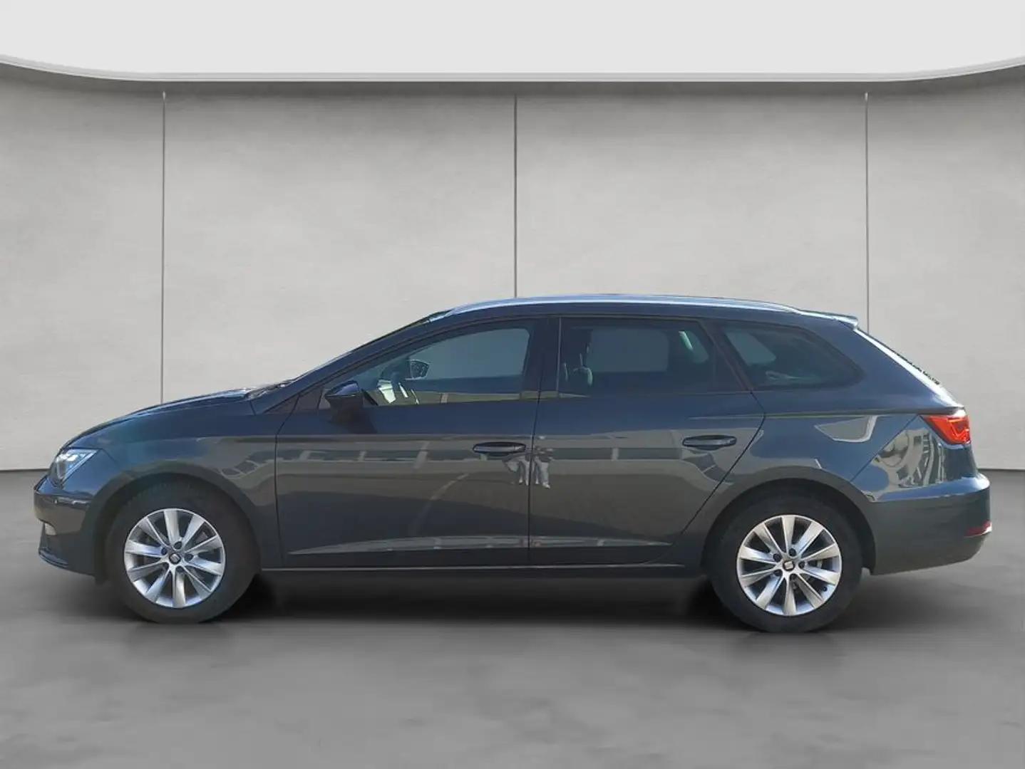 SEAT Leon ST 1.5 TSI -Style- 6-Gang LED / Navi/ RFK Grijs - 2