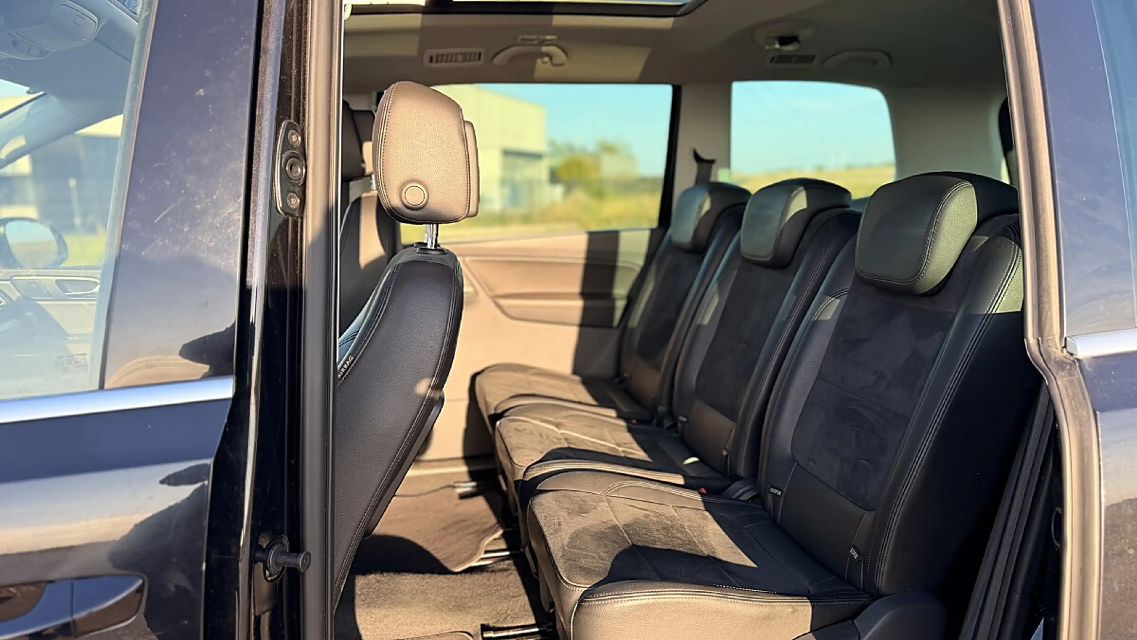 Volkswagen Sharan 2.0 TDI Sky 4Motion BlueMotion Tech — photo 15