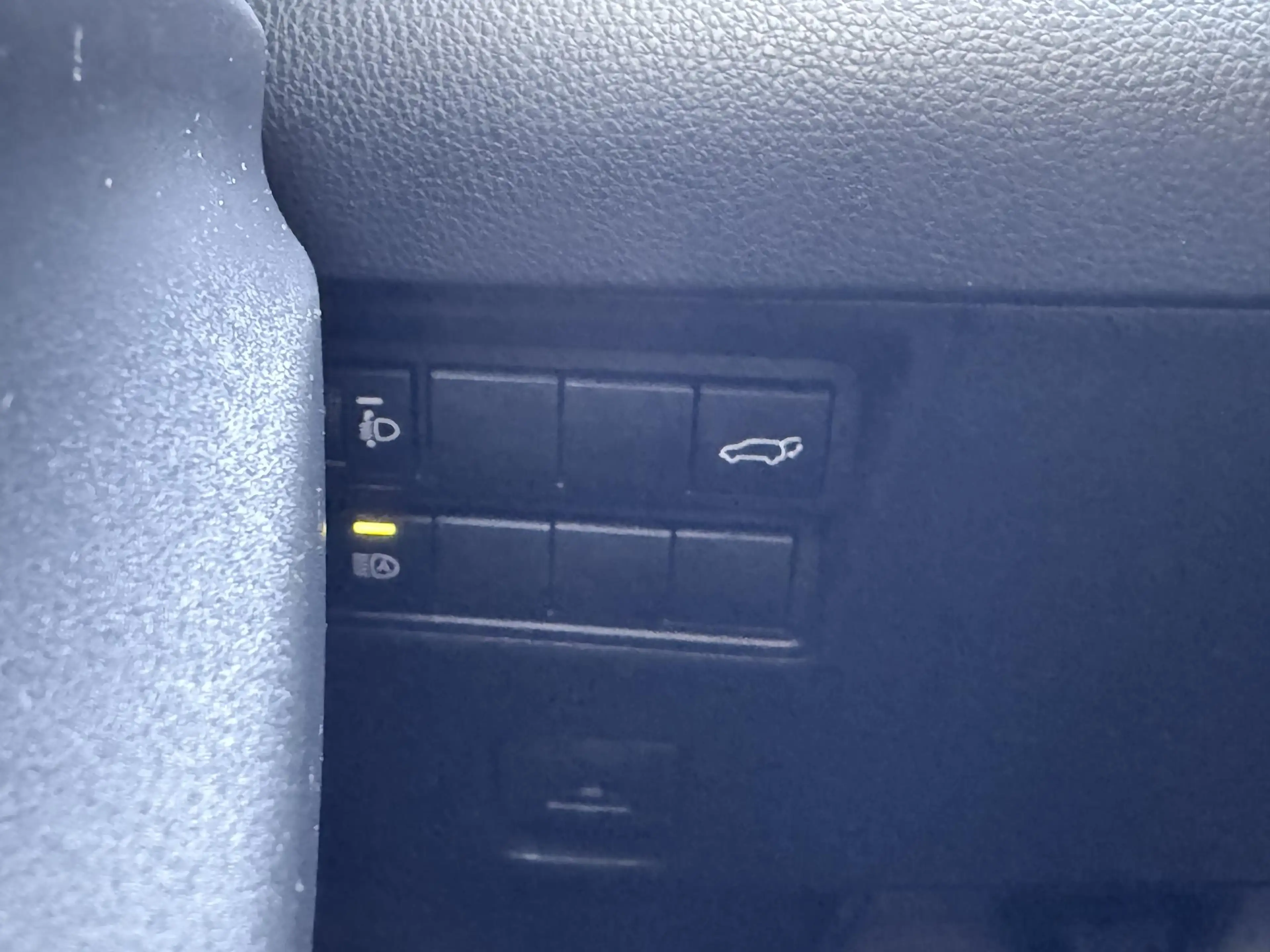Toyota Yaris Cross 1.5 Hybrid Adventure Panoramadak Trekhaak JBL — photo 26