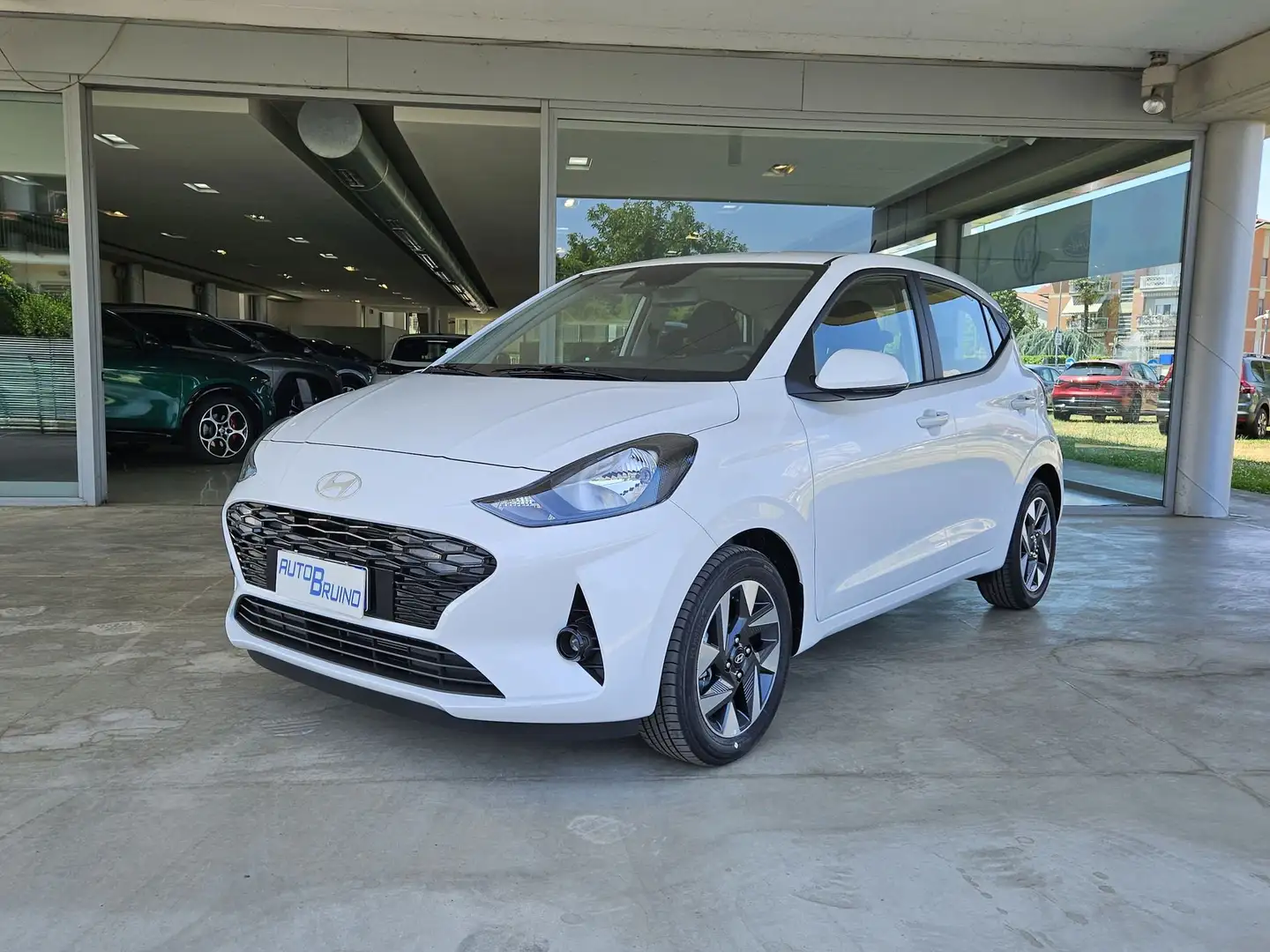 Hyundai i10 1.0 MPI Connectline Bianco - 1