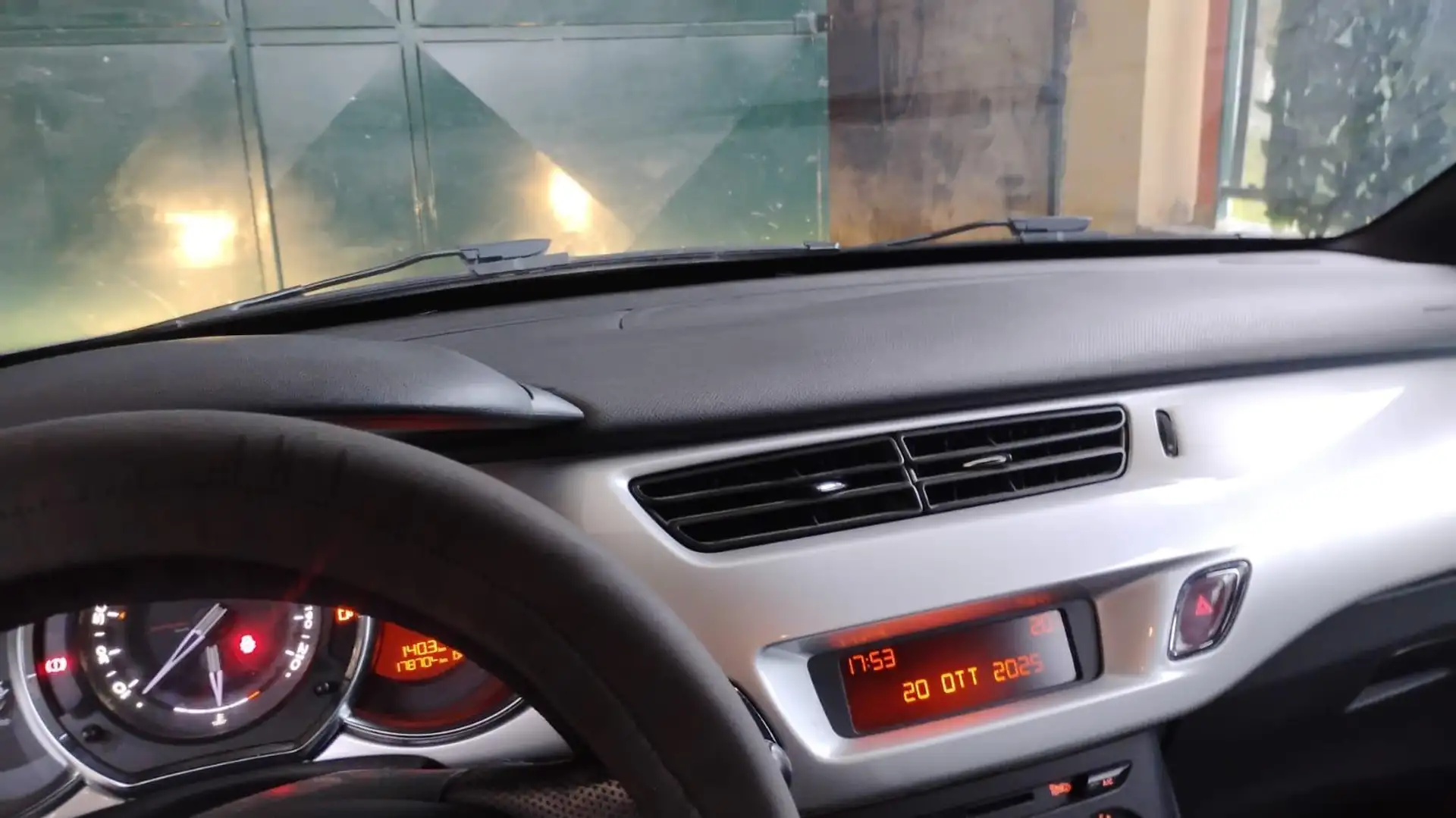 Citroen DS3 Grigio - 2