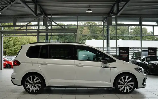 Volkswagen Touran view 7