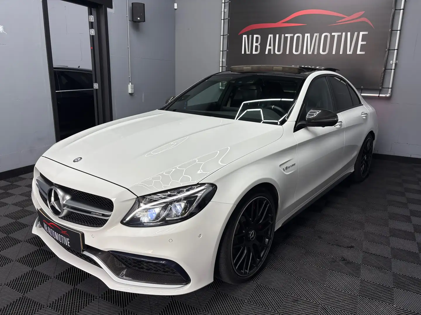 Mercedes-Benz C 63 AMG C63 S V8 Biturbo Weiß - 1