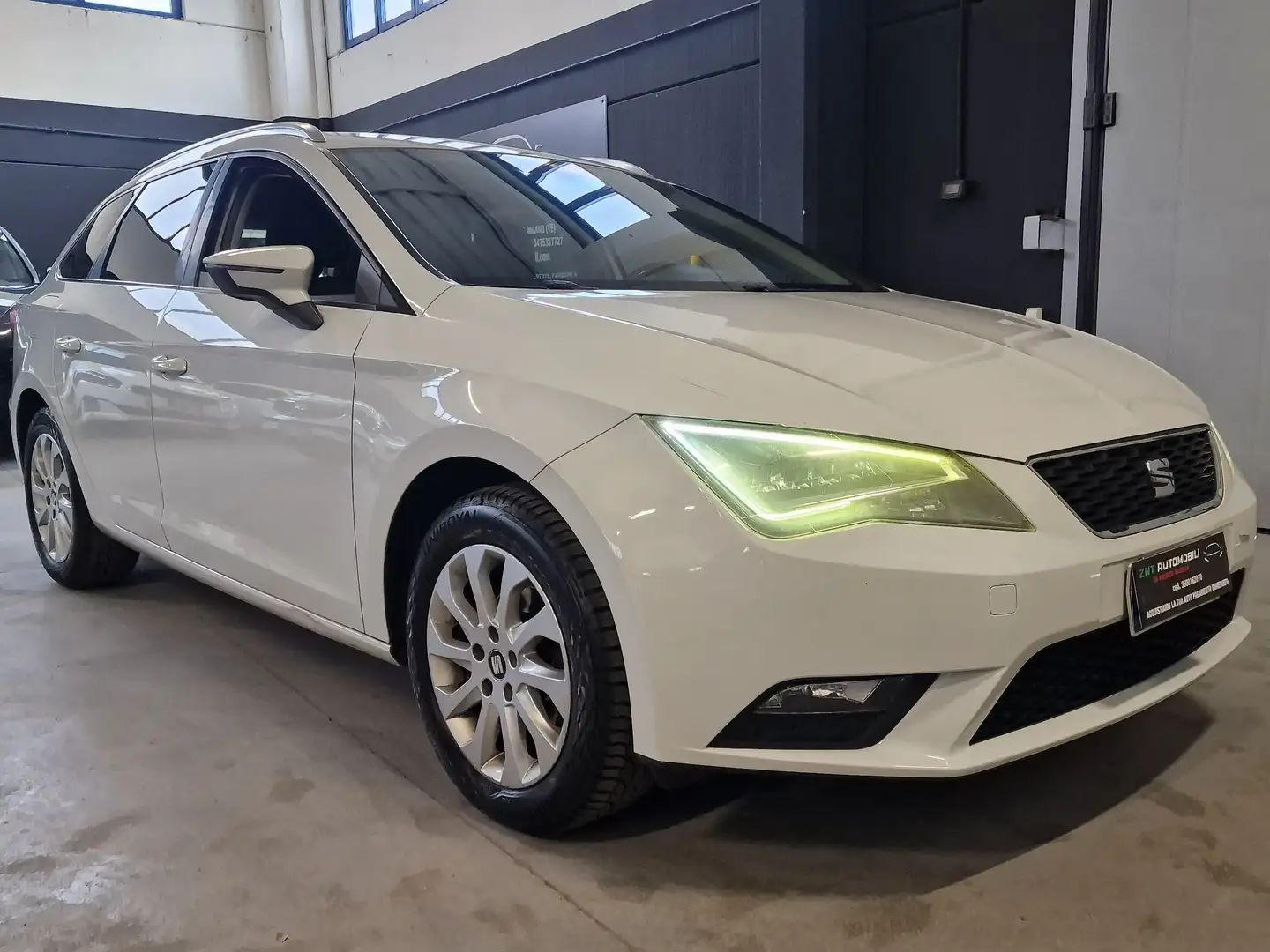 SEAT Leon Leon III 2013 ST ST 1.6 tdi cr Business High s Bianco - 1