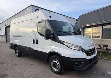 Fourgon 38490HT 35s14 l2h2 VU NEUF