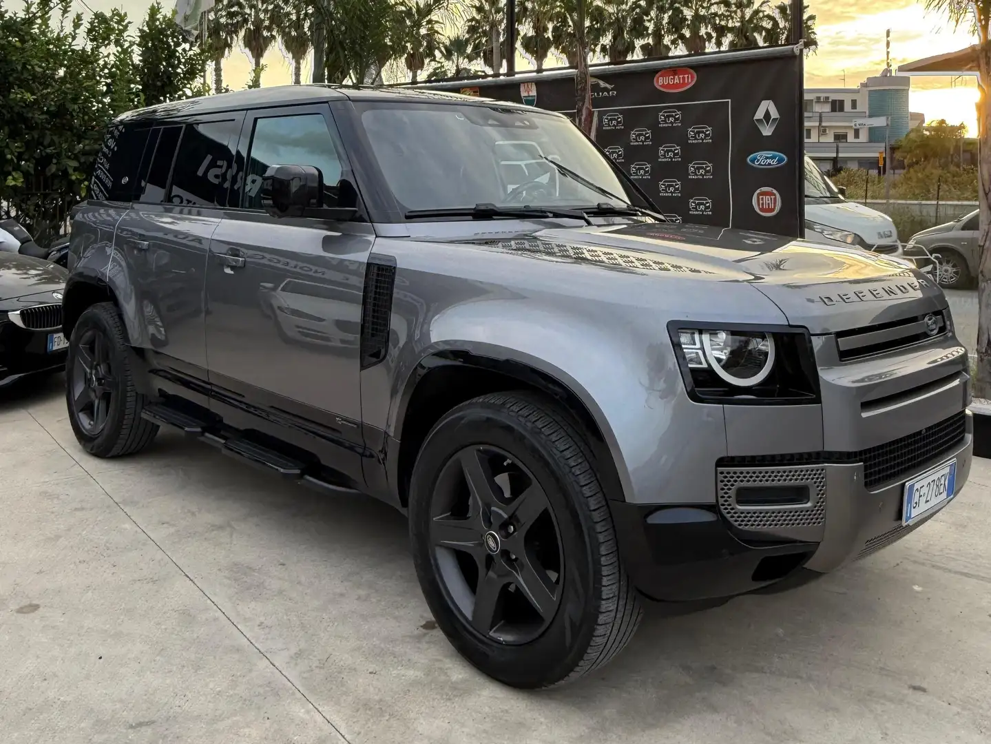 Land Rover Defender 90 3.0d i6 mhev HSE awd 250cv 7posti Szürke - 2