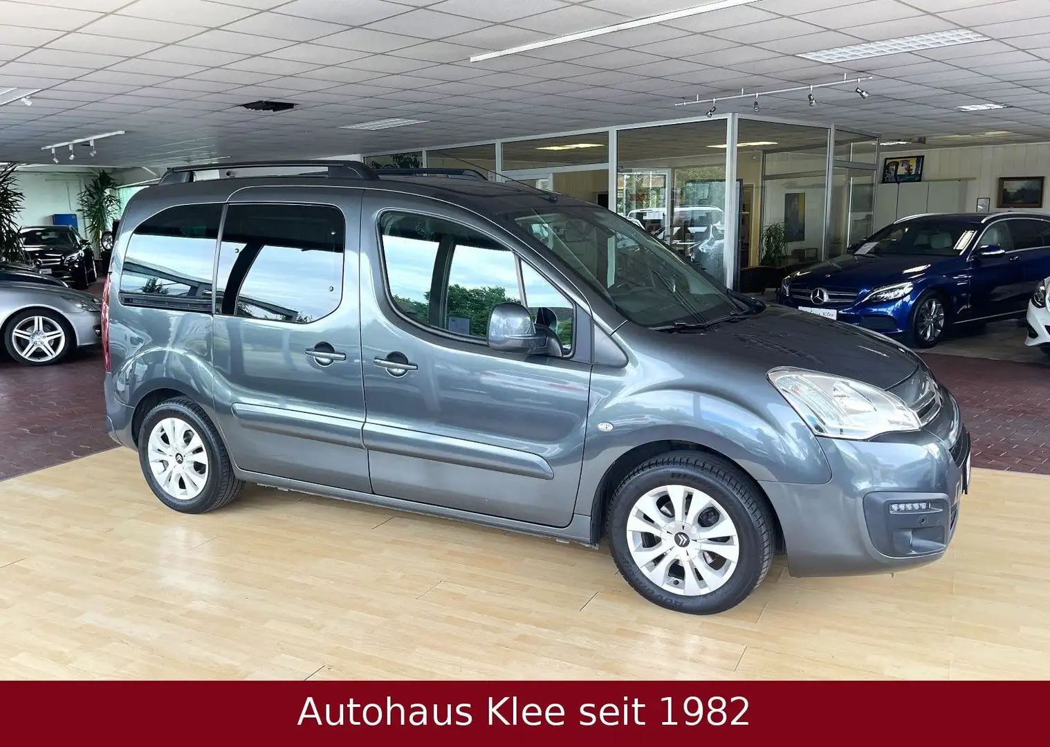 Citroen Berlingo Multispace BlueHDi *AHK*Tüv 02/2027* Gris - 2