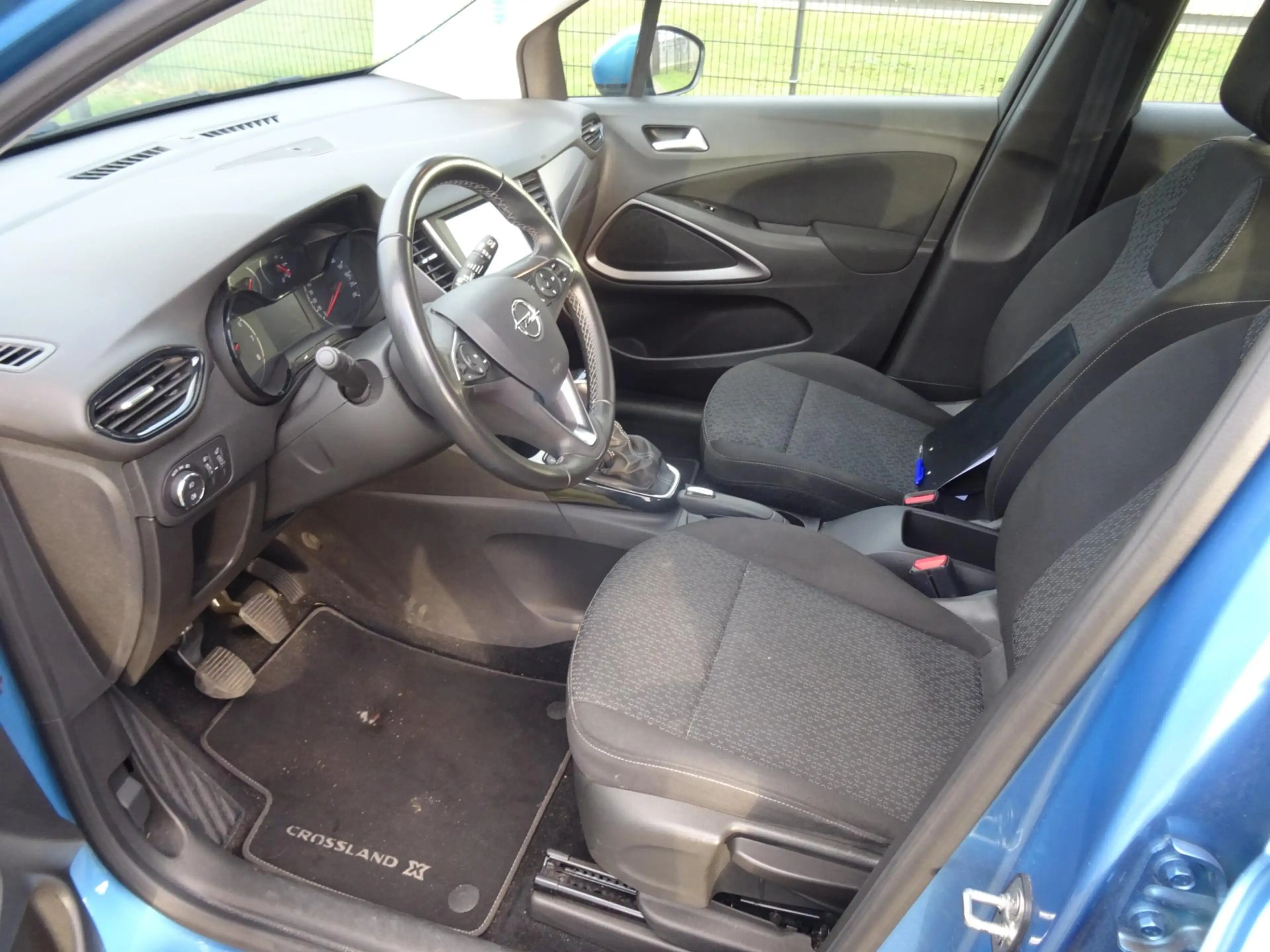 Opel Crossland X 1.2 Turbo Edition — photo 9