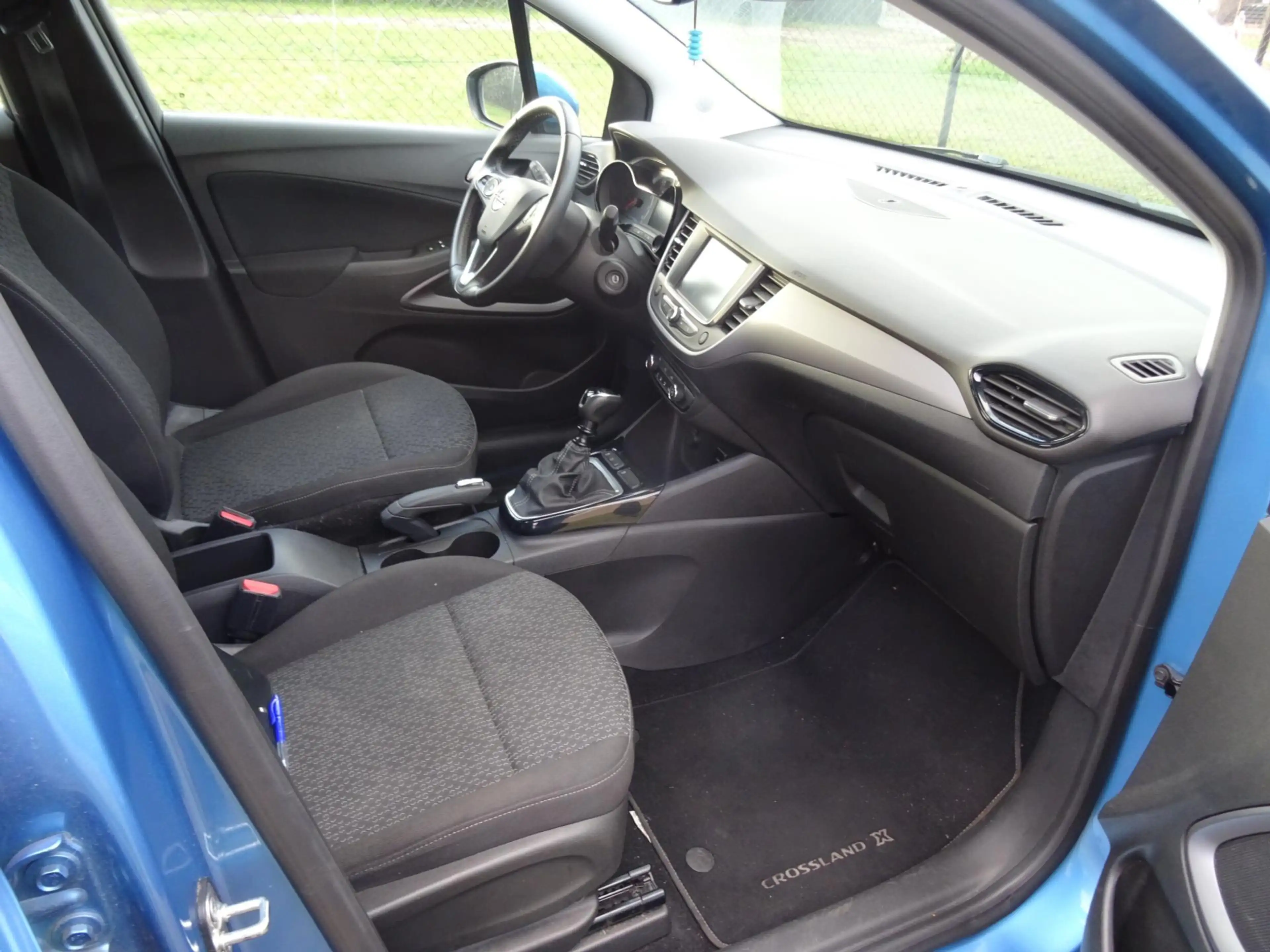 Opel Crossland X 1.2 Turbo Edition — photo 13