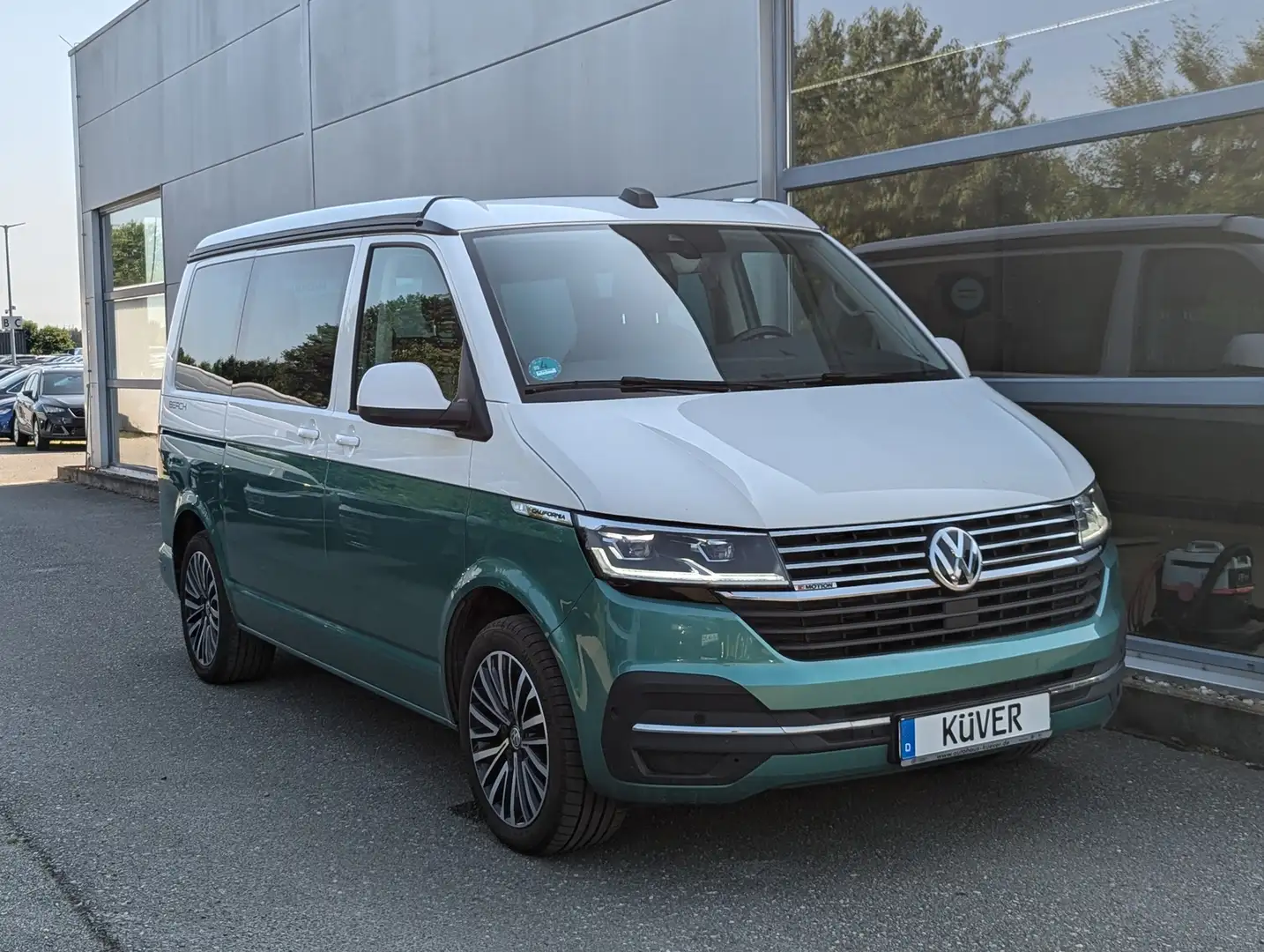 Volkswagen T6 California Beach 2,0 TDI DSG Navi+ACC+AHK+LED Blanc - 1