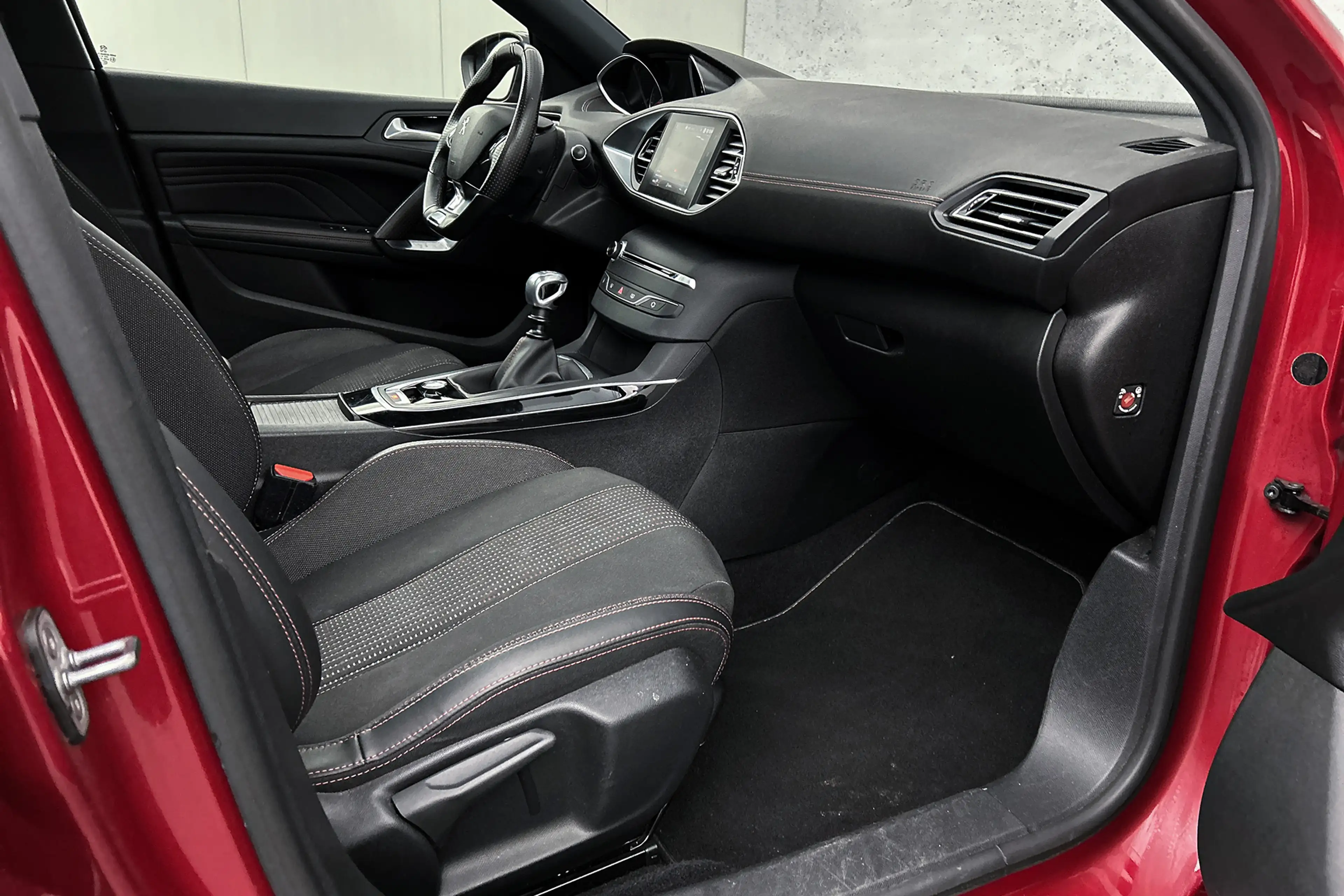 Peugeot 308 SW 1.2 PureTech GT-line | Panoramadak | Trekhaak | — photo 32