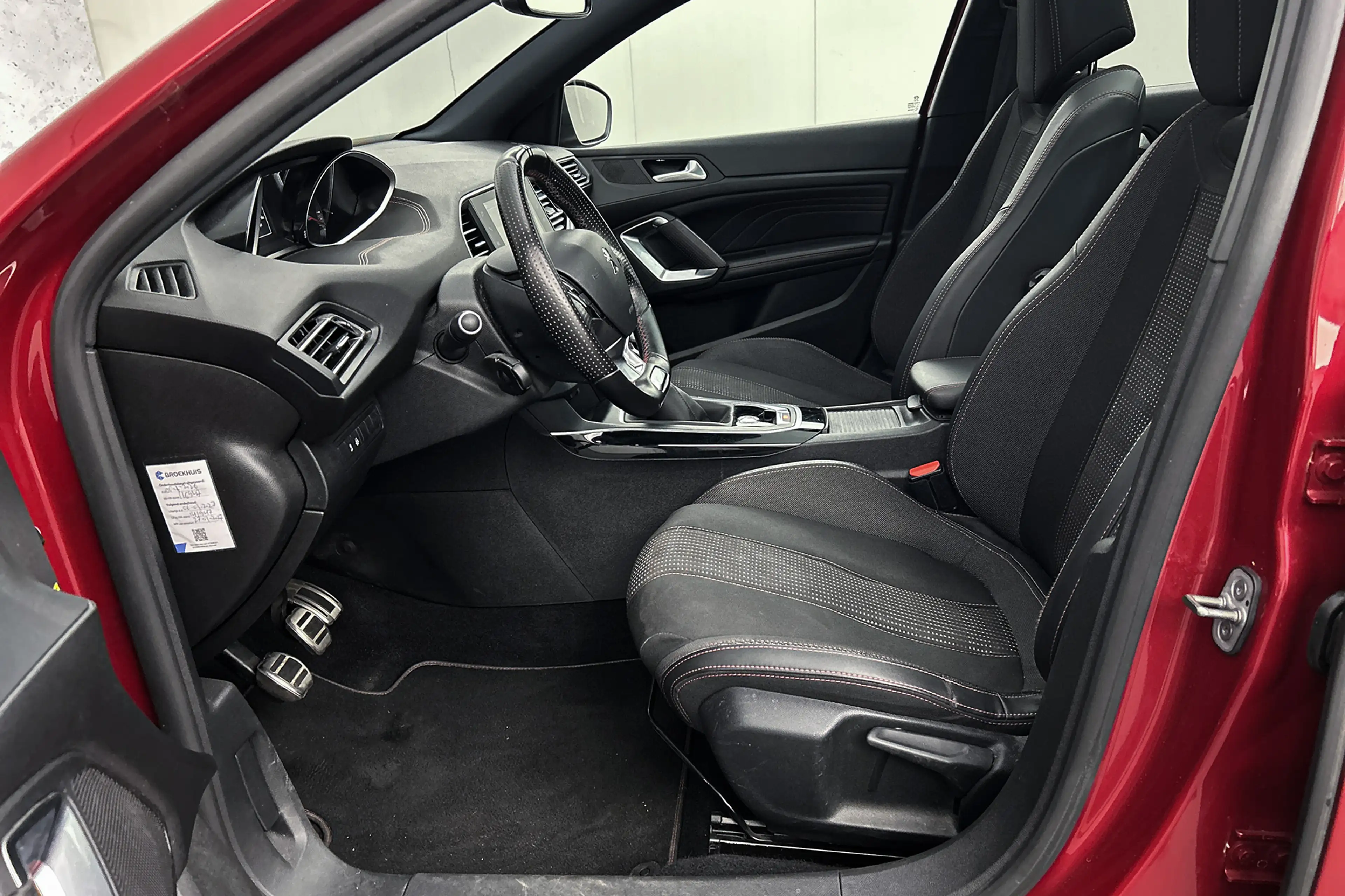Peugeot 308 SW 1.2 PureTech GT-line | Panoramadak | Trekhaak | — photo 28
