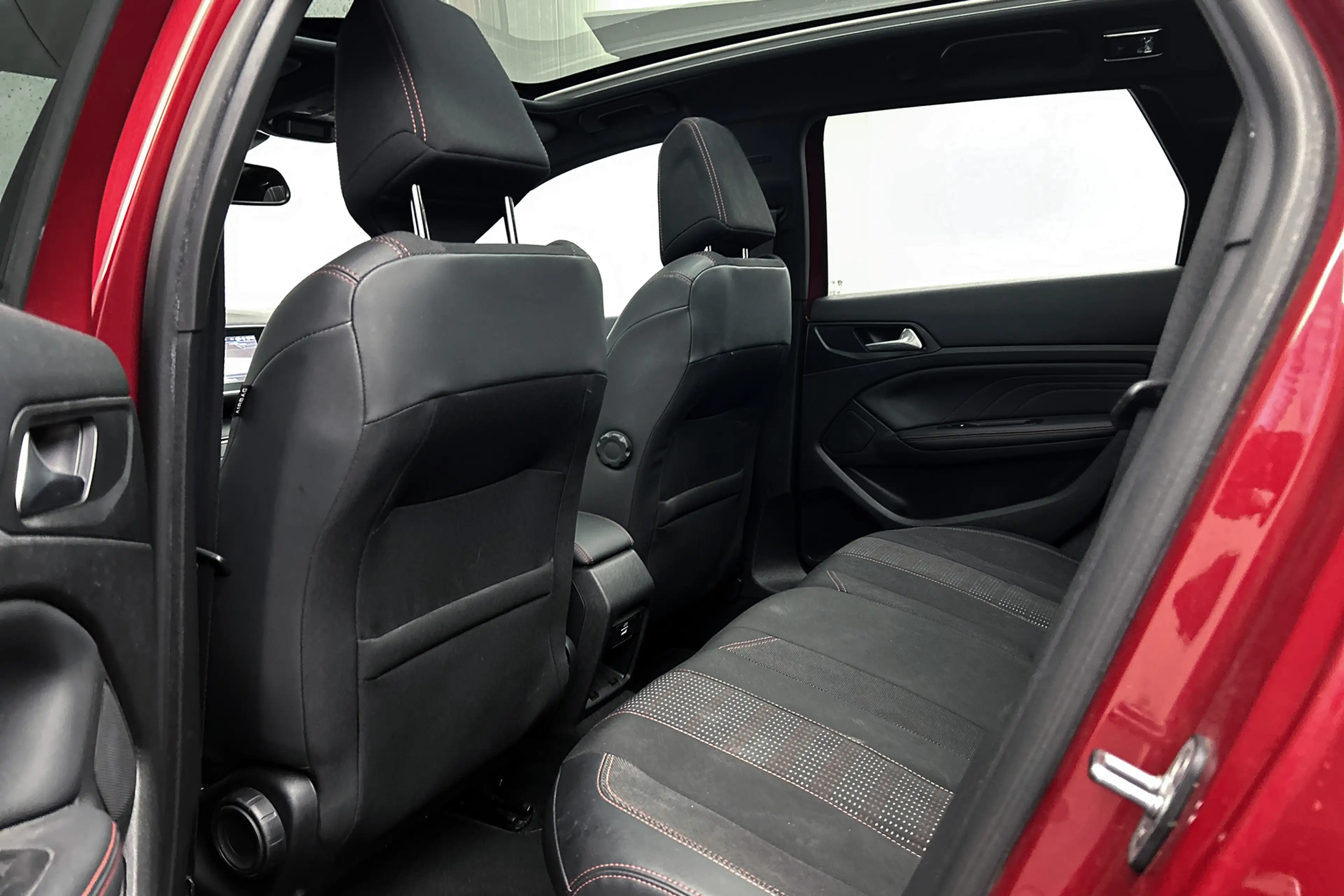 Peugeot 308 SW 1.2 PureTech GT-line | Panoramadak | Trekhaak | — photo 13