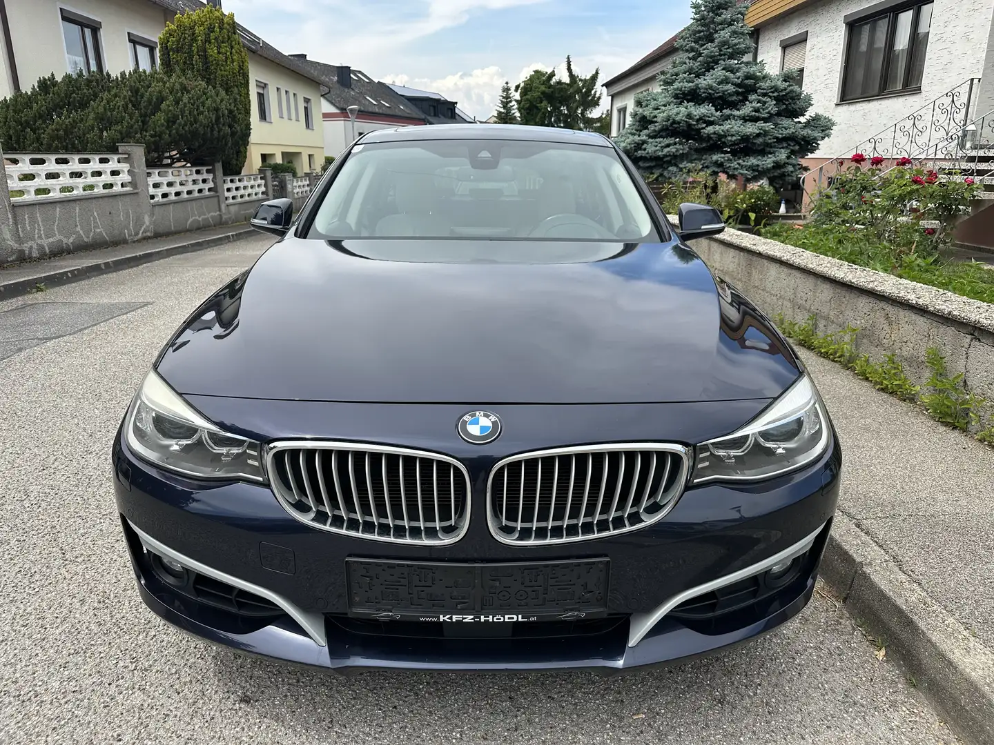 BMW 335 335i xDrive Gran Turismo Österreich-Paket Aut. Blau - 1
