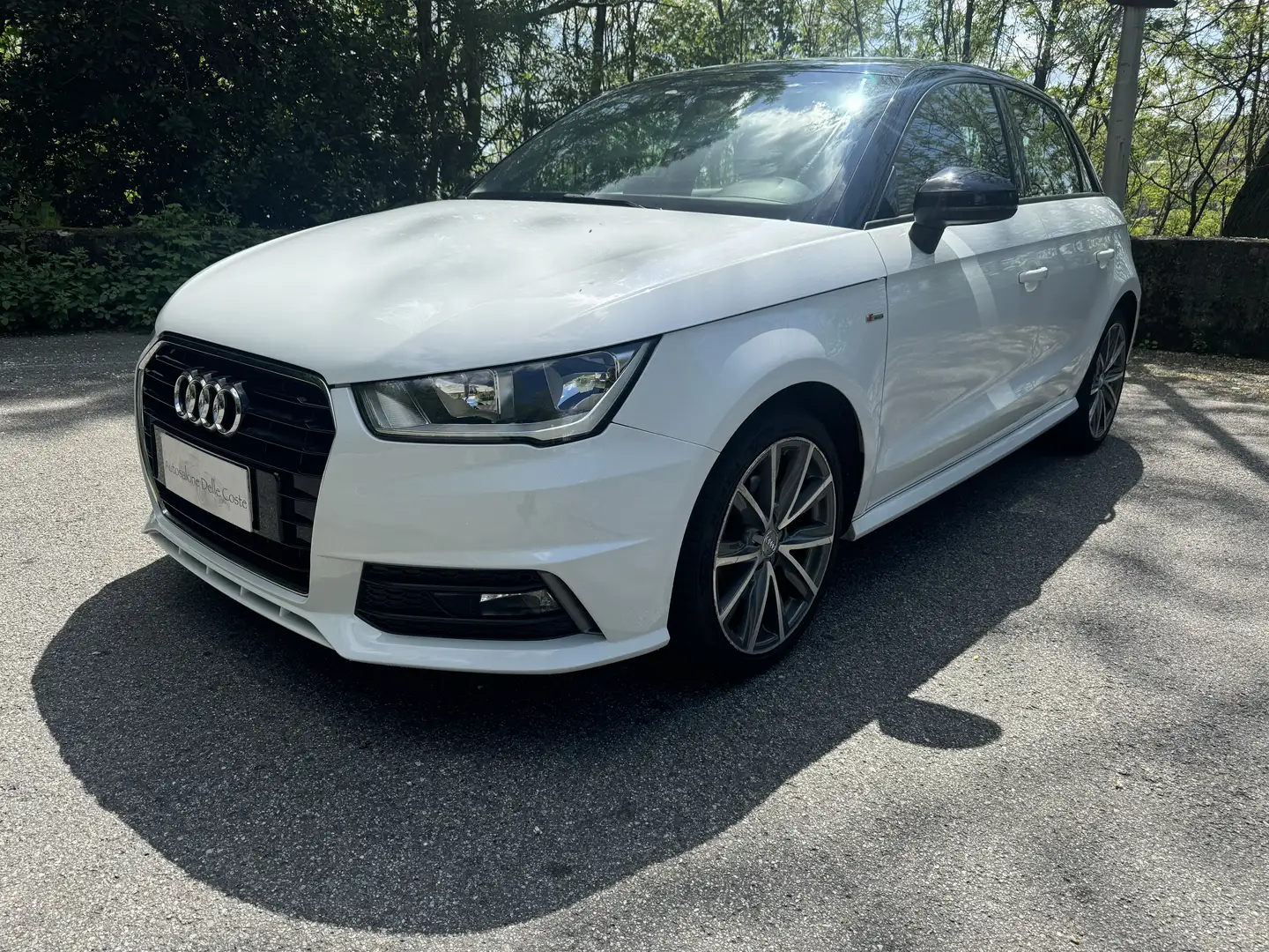 Audi A1 Sportback 1.6 tdi S line neopatentati Wit - 2