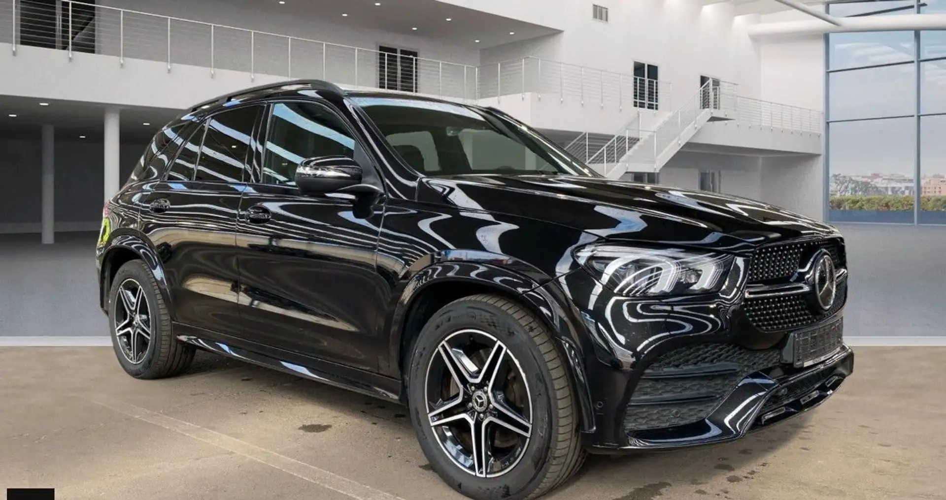 Mercedes-Benz GLE 450 4M AMG Line Pano Memory FahrAss Kam Schwarz - 2