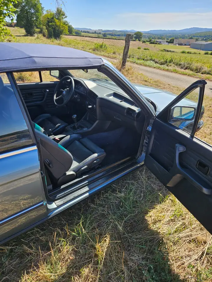 BMW 320i, foto 6