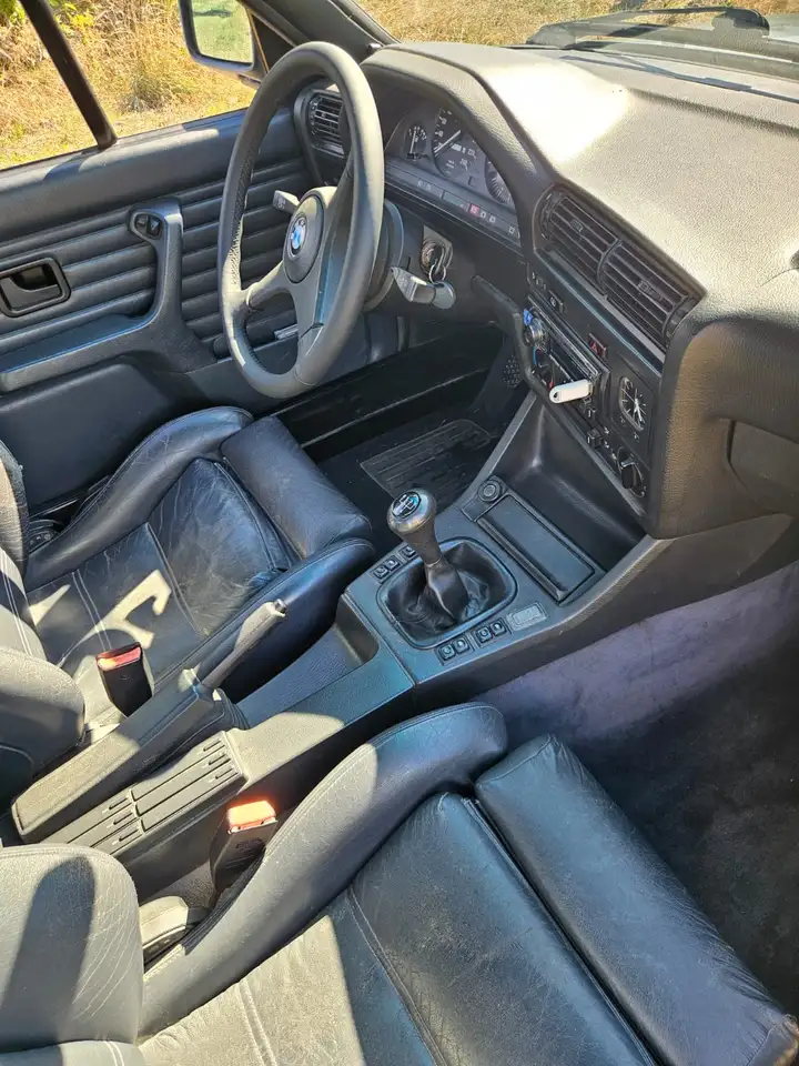 BMW 320i, foto 3
