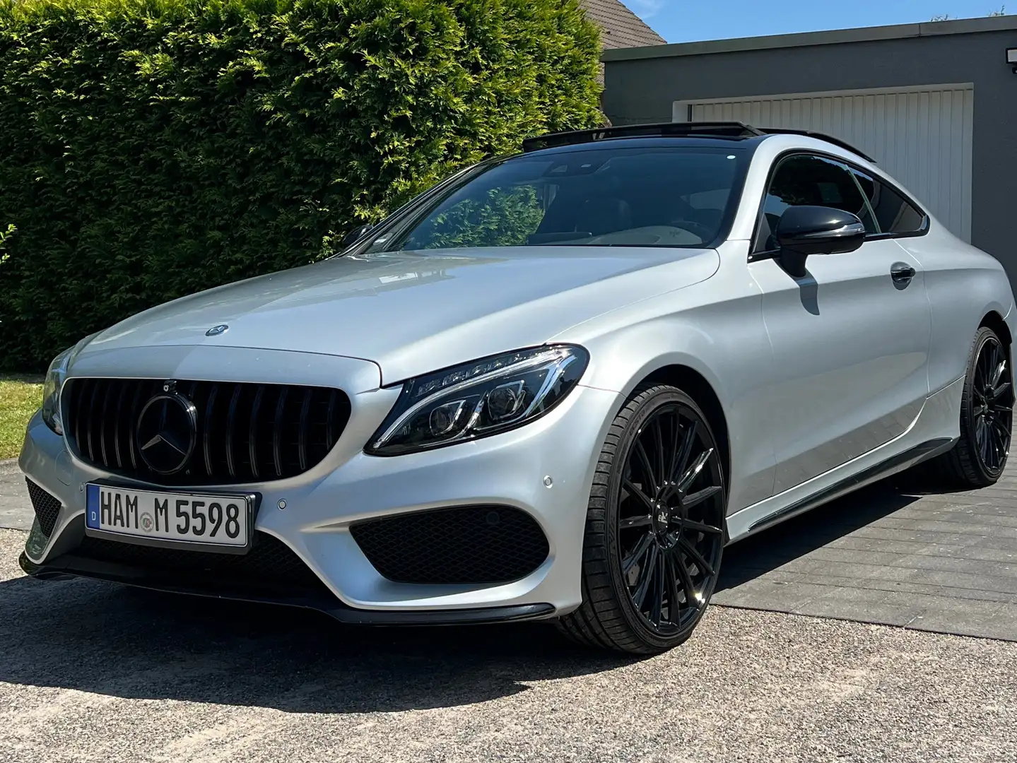 Mercedes-Benz C 300 AMG,Panorama,Night Paket, Scheckheft Grijs - 1
