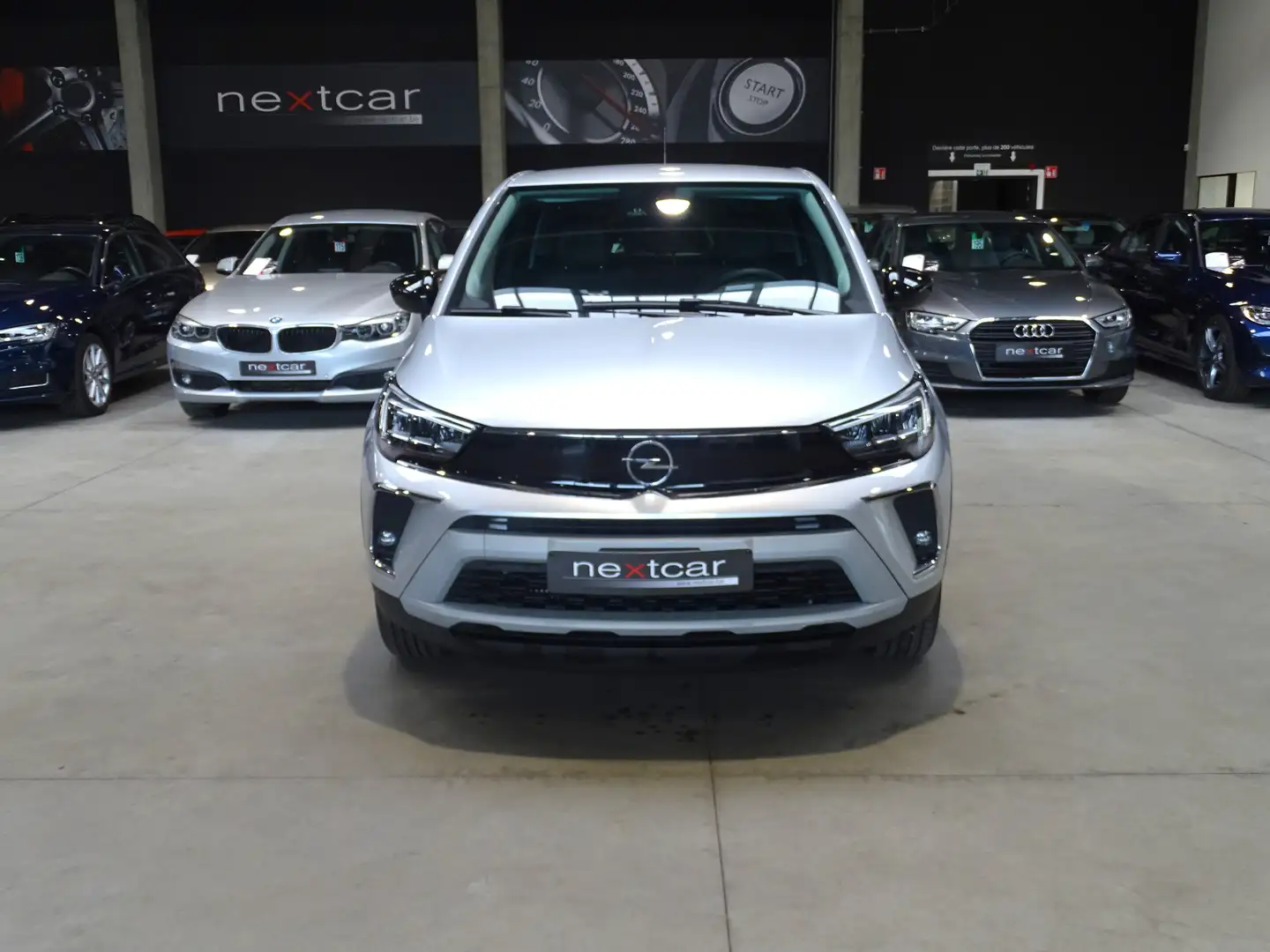 Opel Crossland 1.2Turbo Elegance NEW 4000km *NAVI-CARPLAY-CAMERA* Zilver - 2