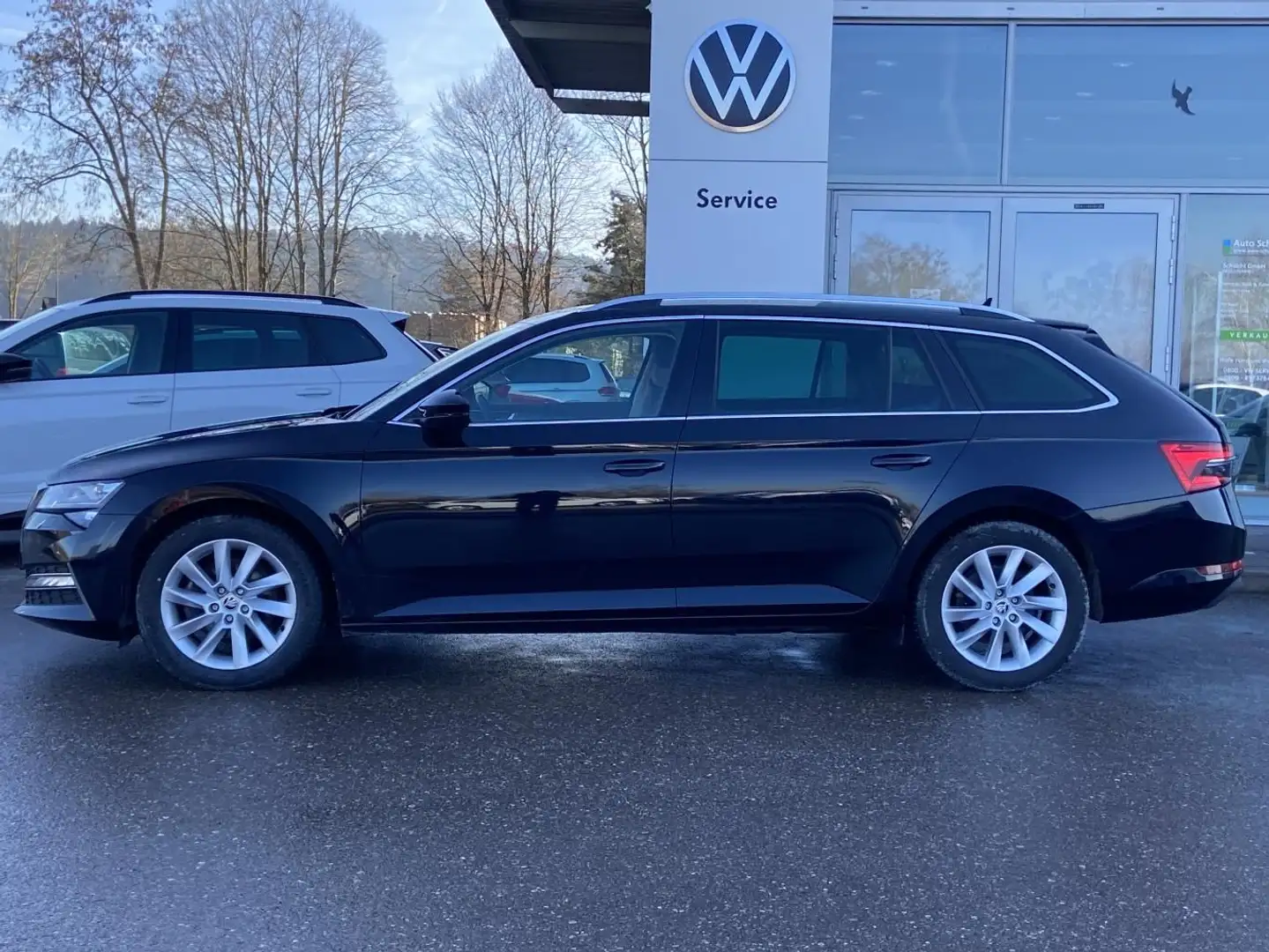 Skoda Superb Combi iV 1.4 TSI DSG NAVI-COLUMBUS+AHK+MA Schwarz - 2