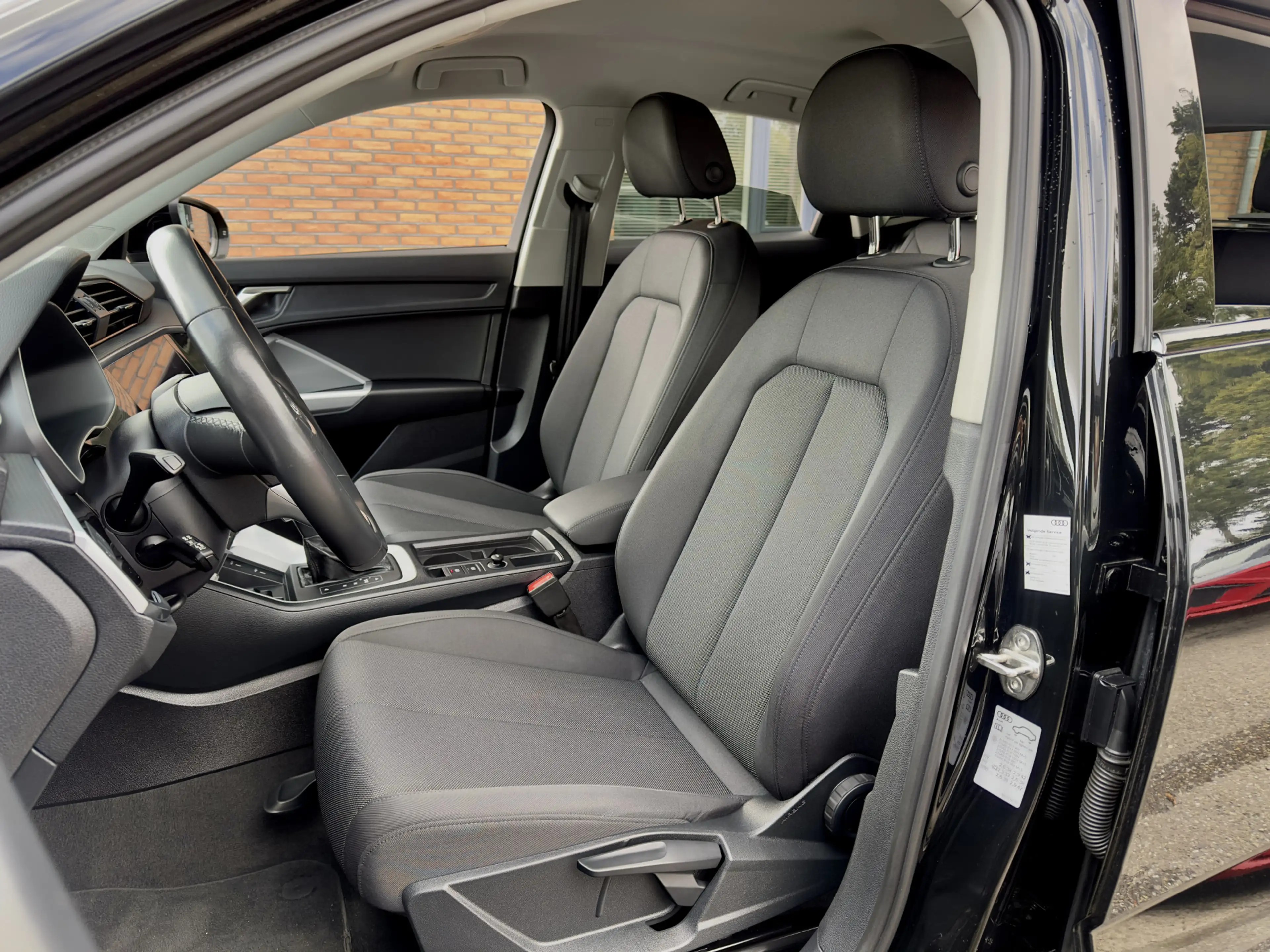 Audi Q3 Sportback 45 TFSI e AUT6 EDITION APPLE-CARPLAY DIG — photo 15