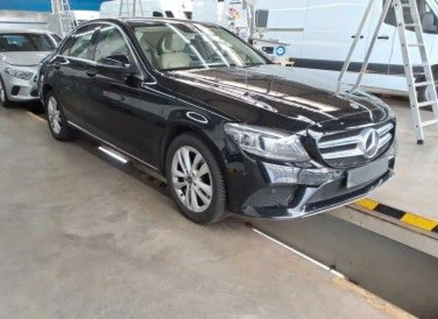 Mercedes-Benz C 220 d 2x Avantgarde PANO*KAM*BEAM*AMBIENT*TOP Negro - 2