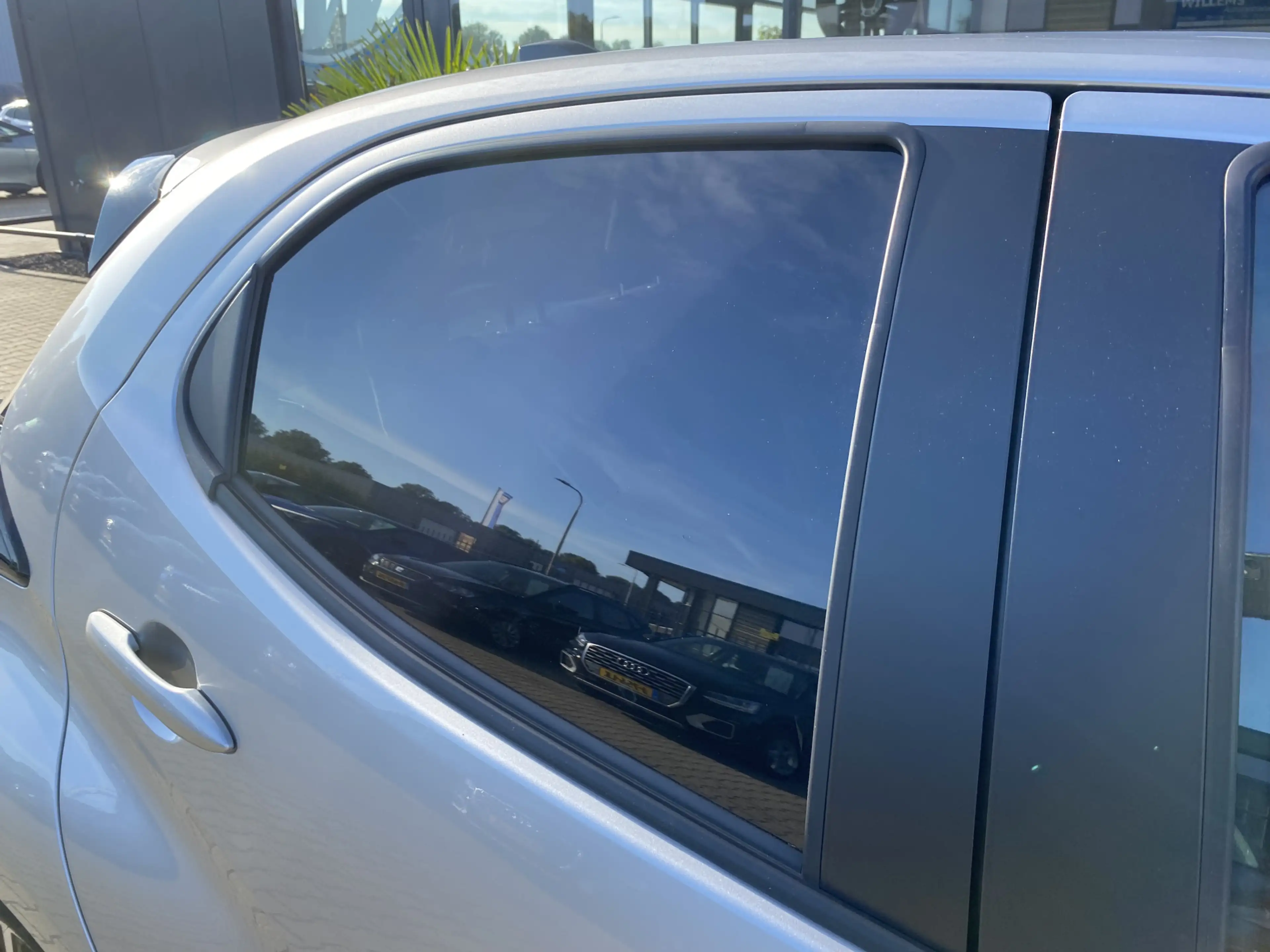 Toyota Yaris 1.5 Hybrid 115 Dynamic — photo 6