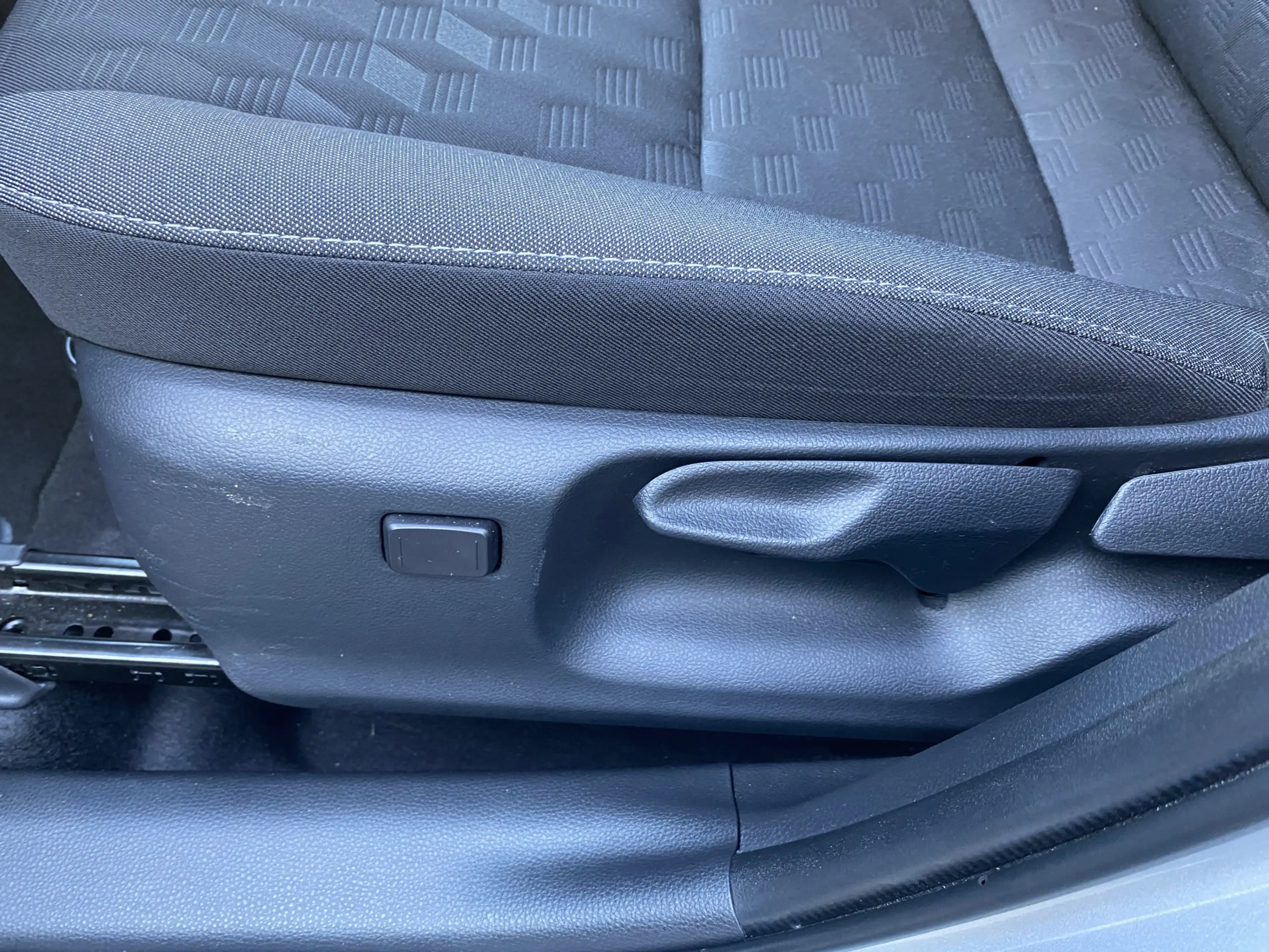 Toyota Yaris 1.5 Hybrid 115 Dynamic — photo 14