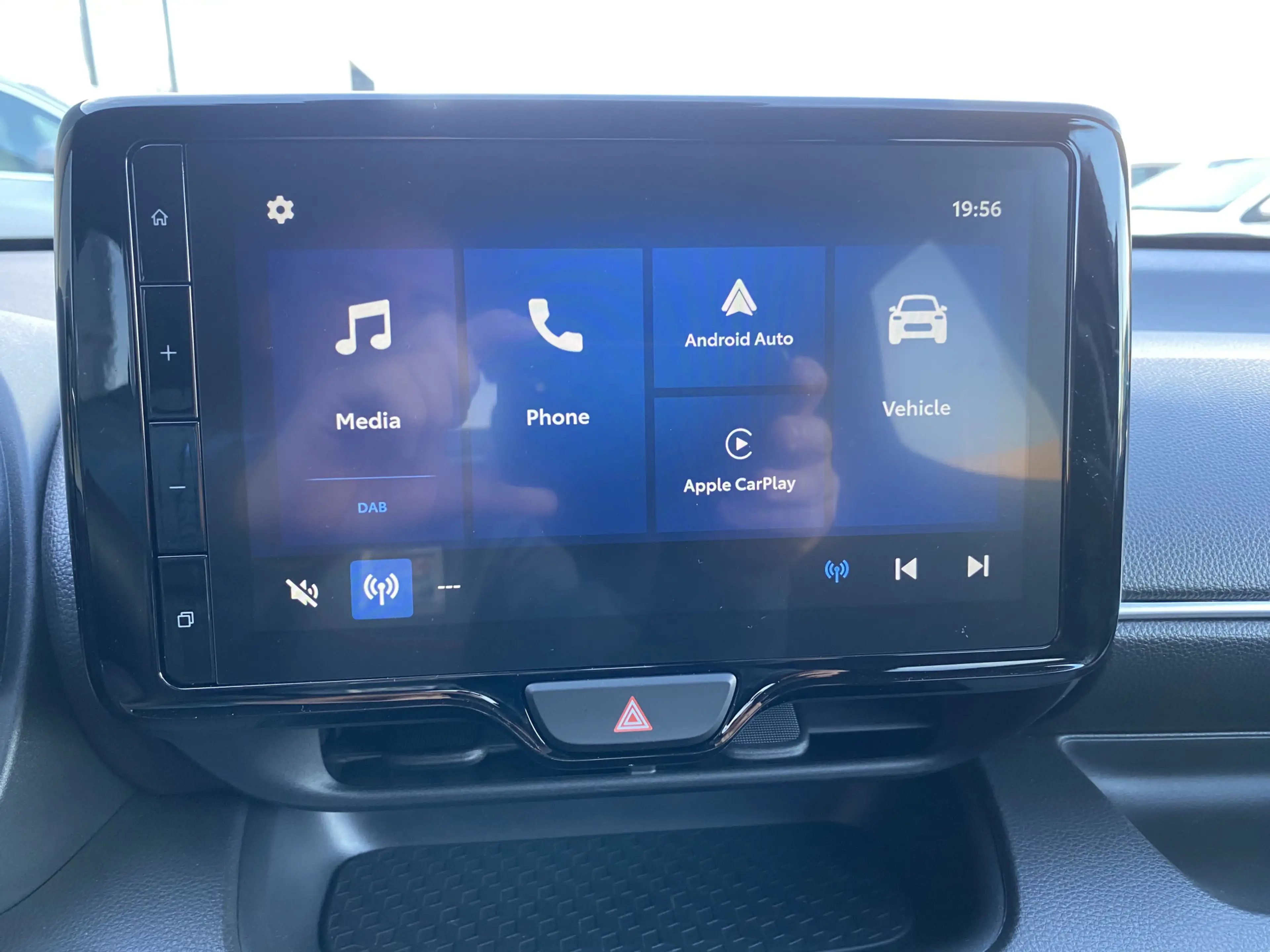 Toyota Yaris 1.5 Hybrid 115 Dynamic — photo 21