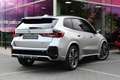 BMW iX1 eDrive20 M Sport / Trekhaak / Sportstoelen / Achte Zilver - thumbnail 2