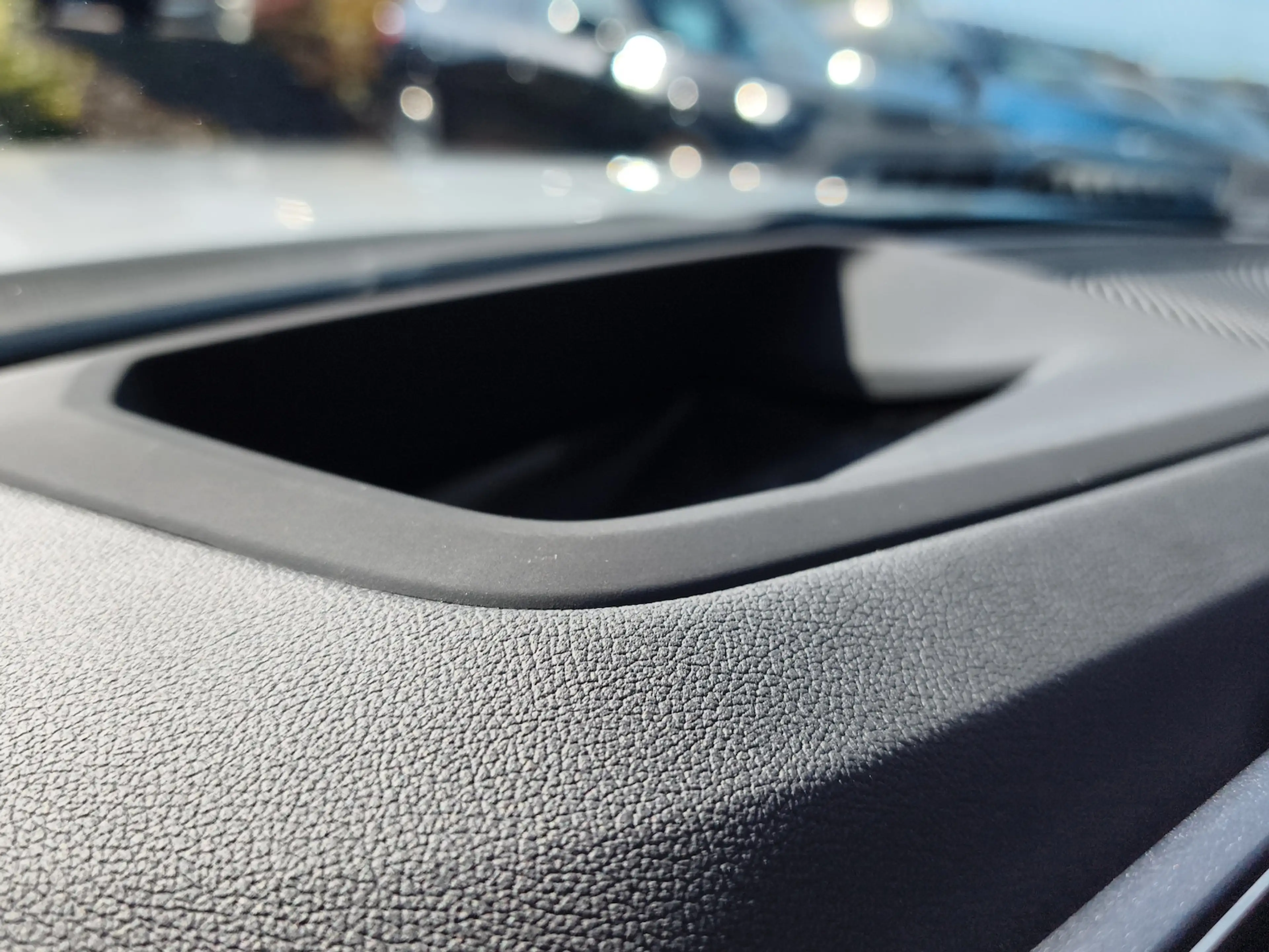 BMW M2 Coupe H&K Sound Leder Live Cockpit HUD — photo 15