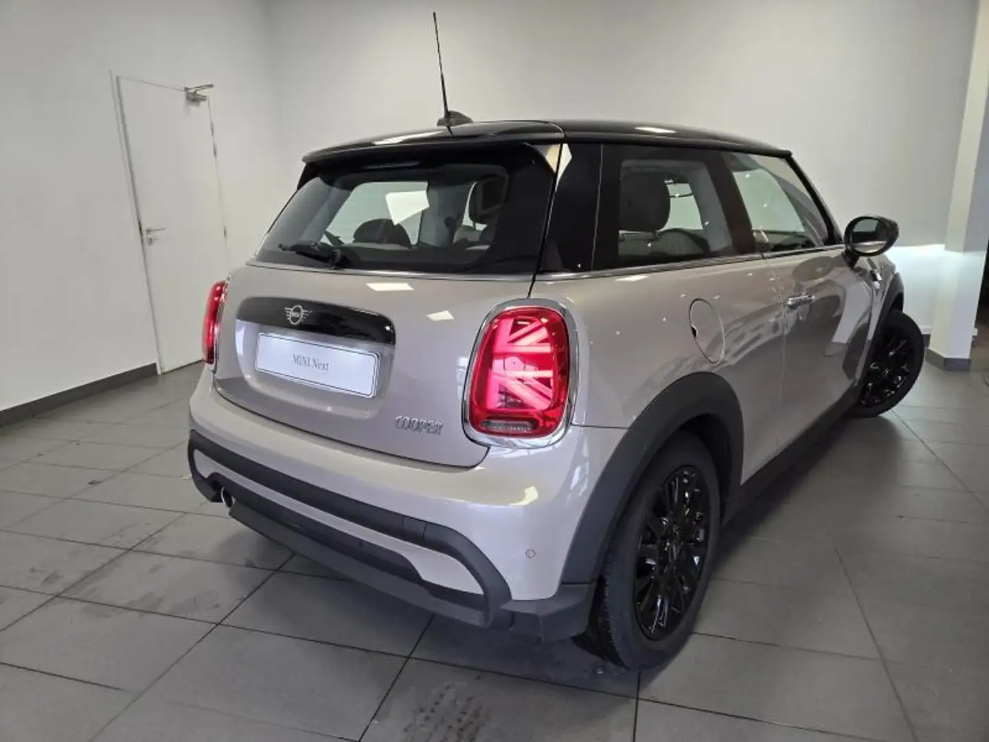 MINI Cooper E Cooper 136ch Edition Camden BVA7 Gris - 2