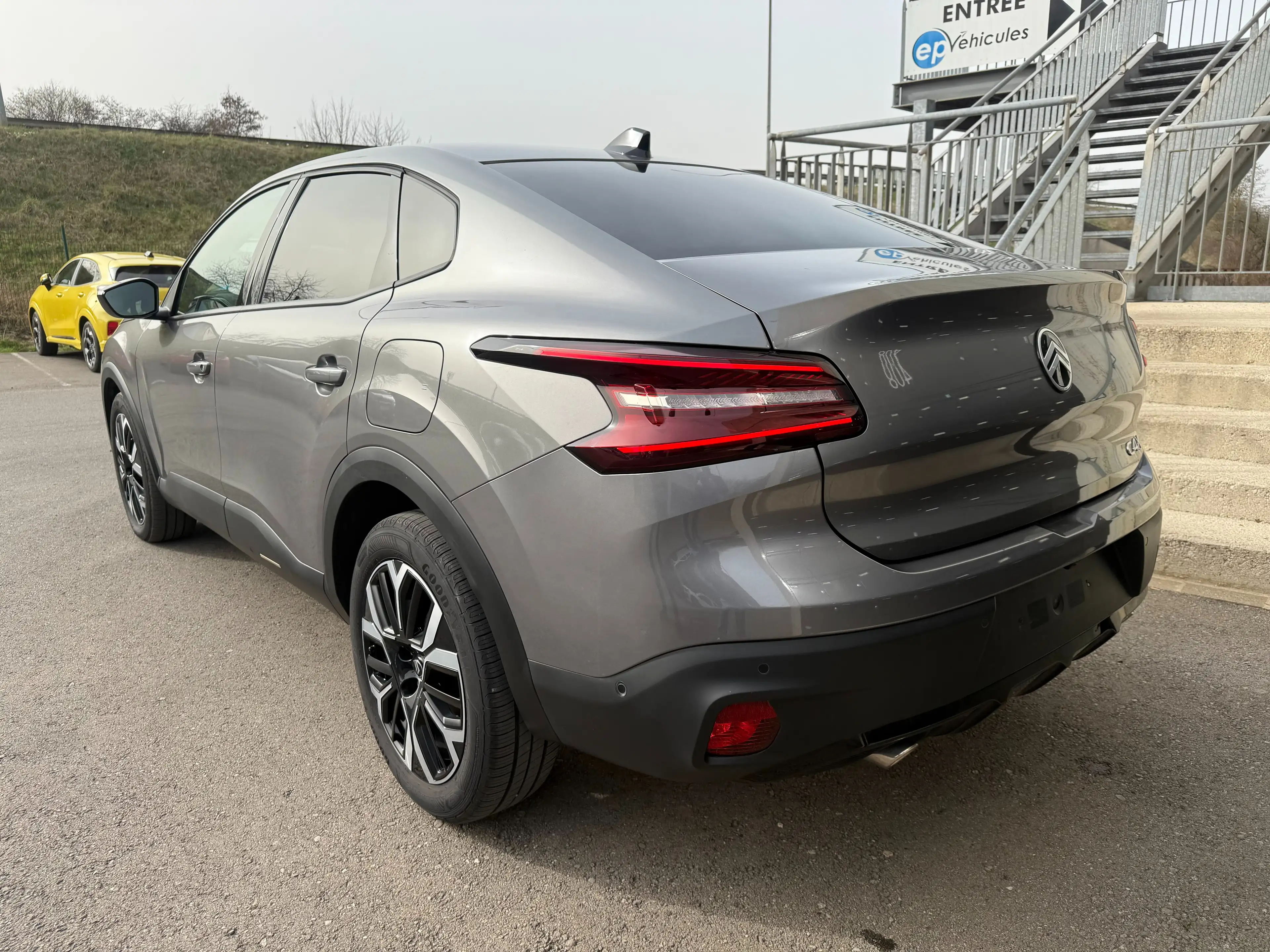Citroen C4 X 1.2 HYBRID 145 E-DCS6 MAX — photo 3