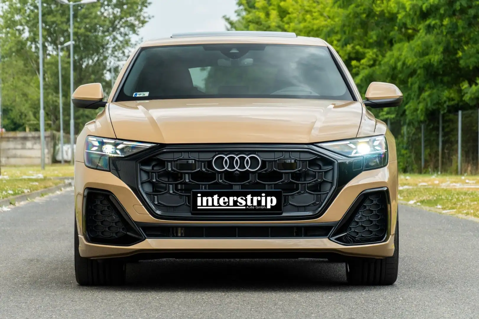 Audi Q8 50 TDI QUATTRO.SLINE.AHK.PANO.SOFT.4STÜCK Gold - 2