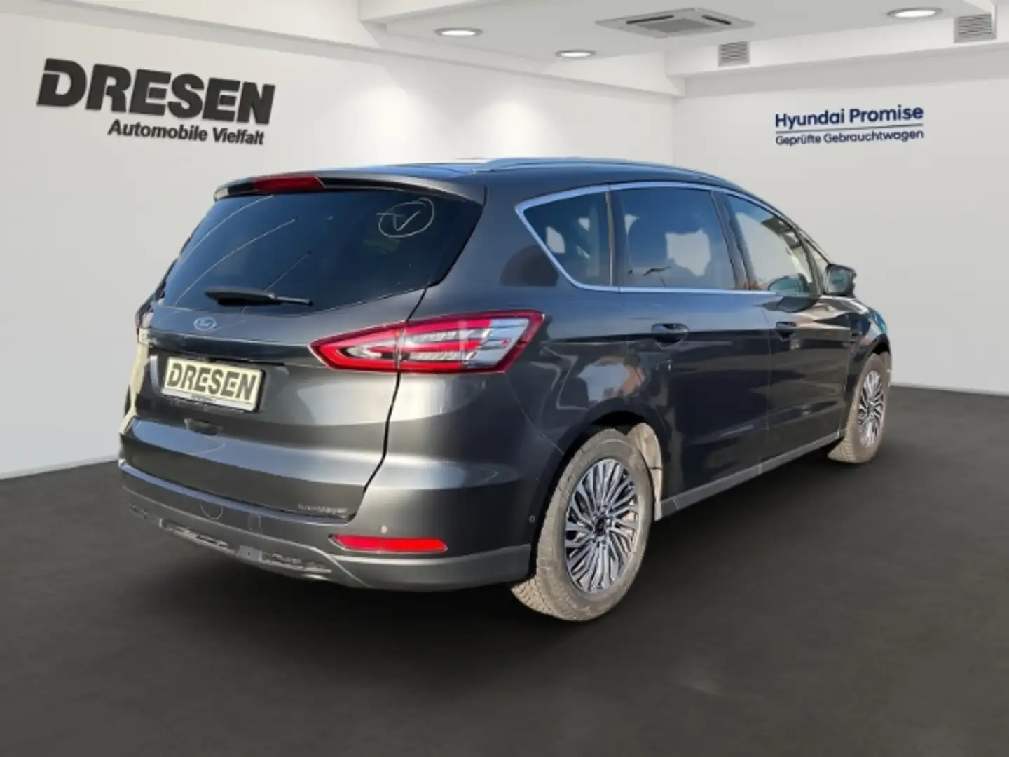 Ford S-Max Automatik Titanium 7-Sitzer Navi LED Blendfreies F Gris - 2