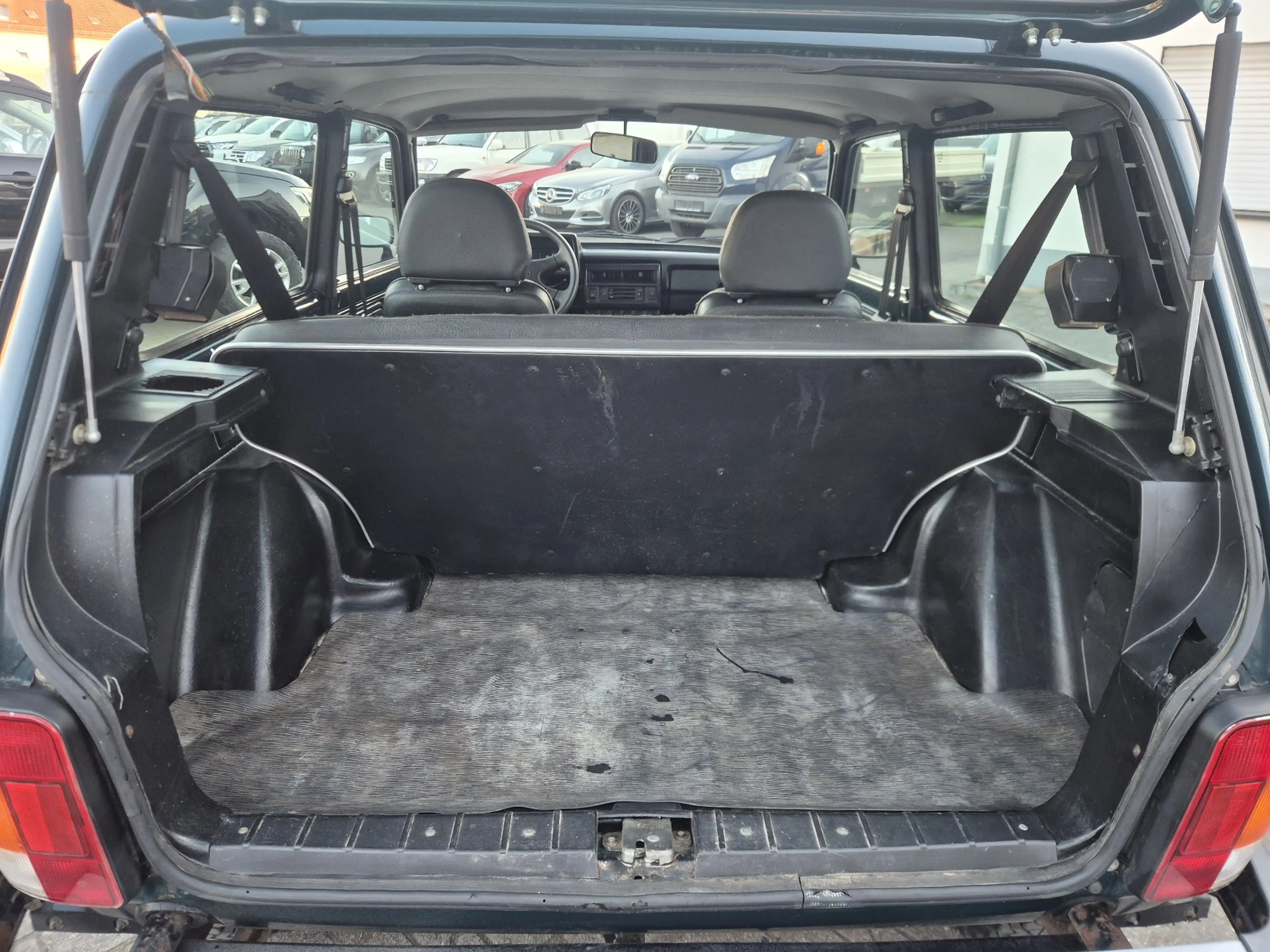 Lada Niva Only **nur 17 Tkm/AHK** — photo 13