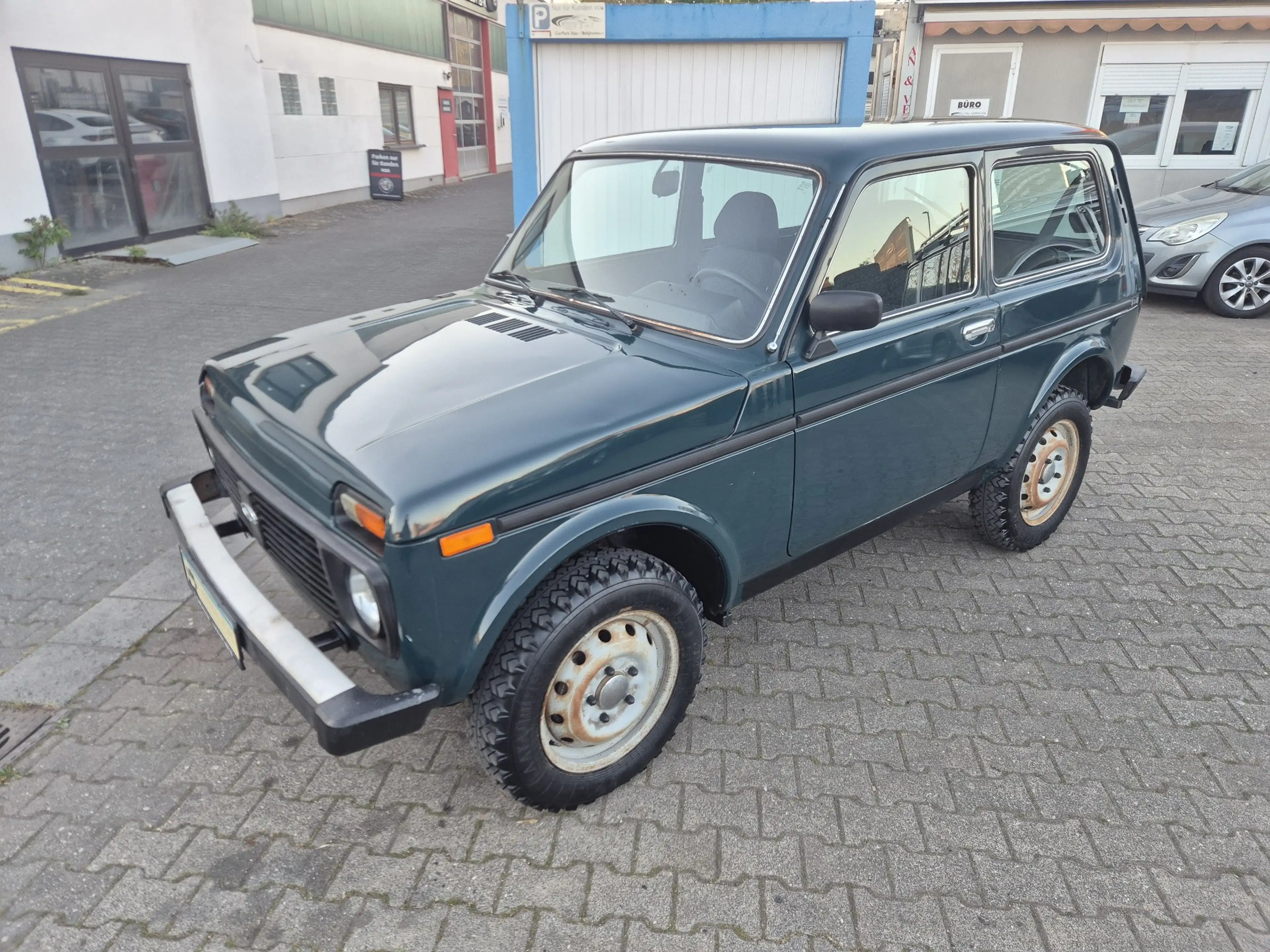 Lada Niva Only **nur 17 Tkm/AHK** — photo 4