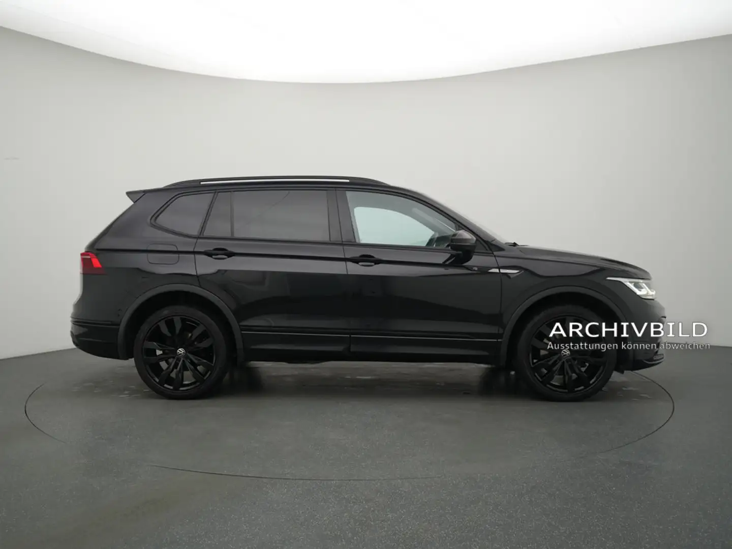 Volkswagen Tiguan Allspace R-Line 4Motion DSG PANO MATRI Noir - 2