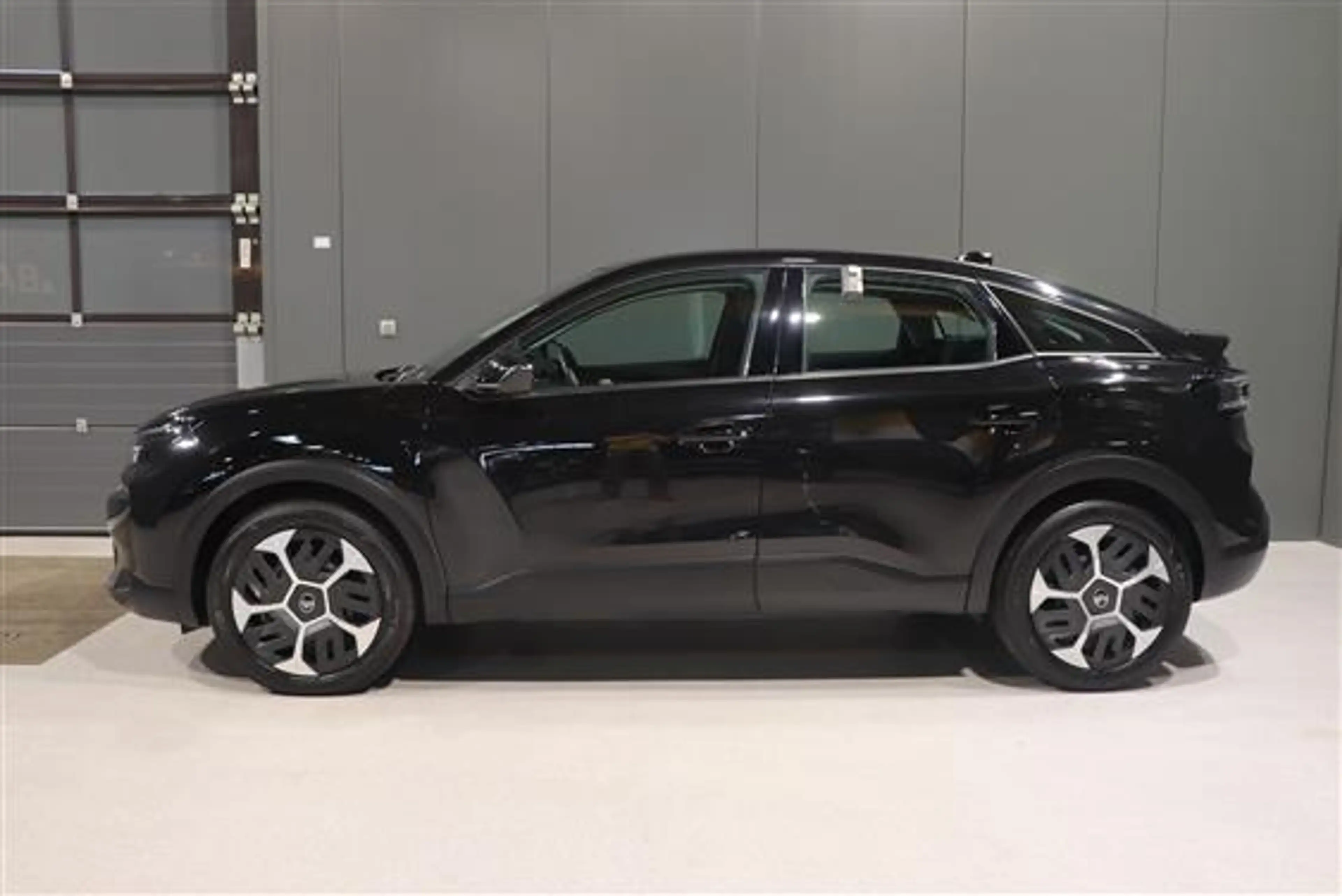 Citroen C4 1.2 mhev plus e-dcs6 — photo 3