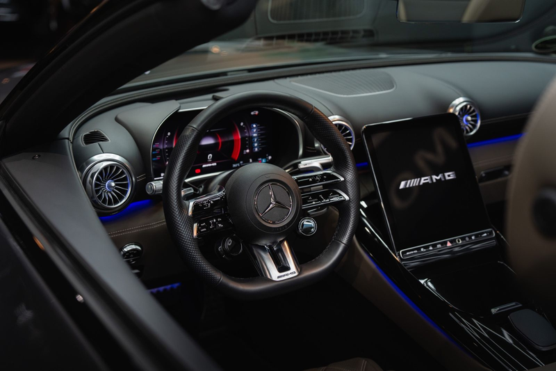 Mercedes-Benz SL 63 AMG *BURMESTER*360*HU* MANUFAKTUR*1.HAND — photo 13