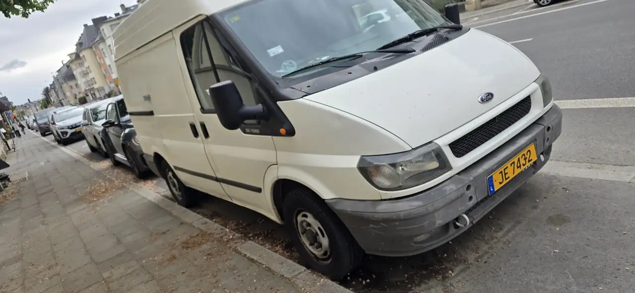 Ford Transit FT 80 Furgón 2440kg., foto 2